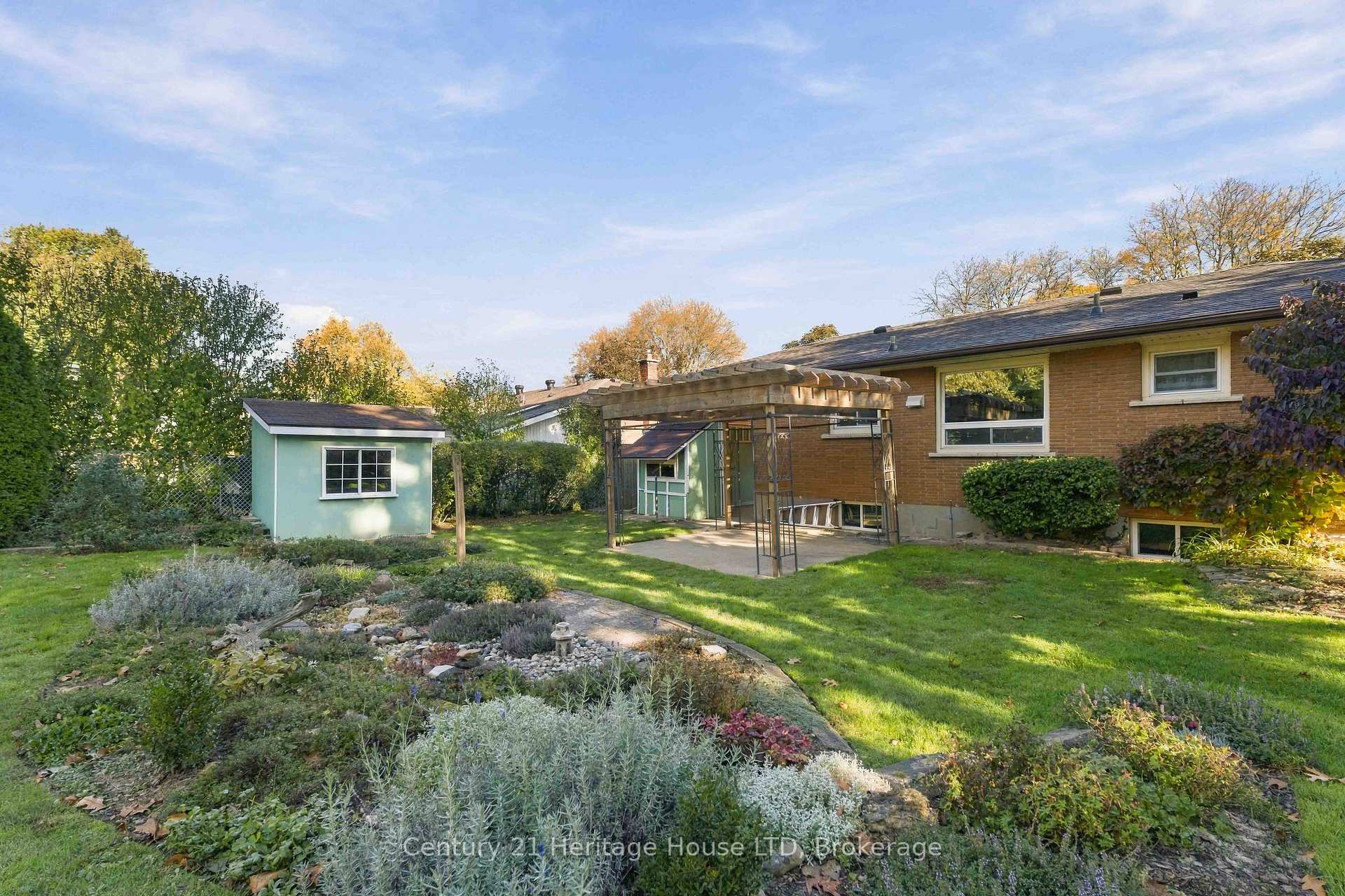 Photo 44 of 4227 Pettit Avenue, Niagara Falls, Morrison — HOMEH