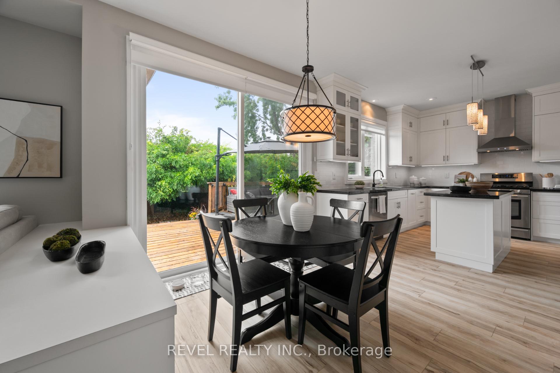 Photo 11 of 2154 Woodglen Crescent, Burlington, Orchard — HOMEH