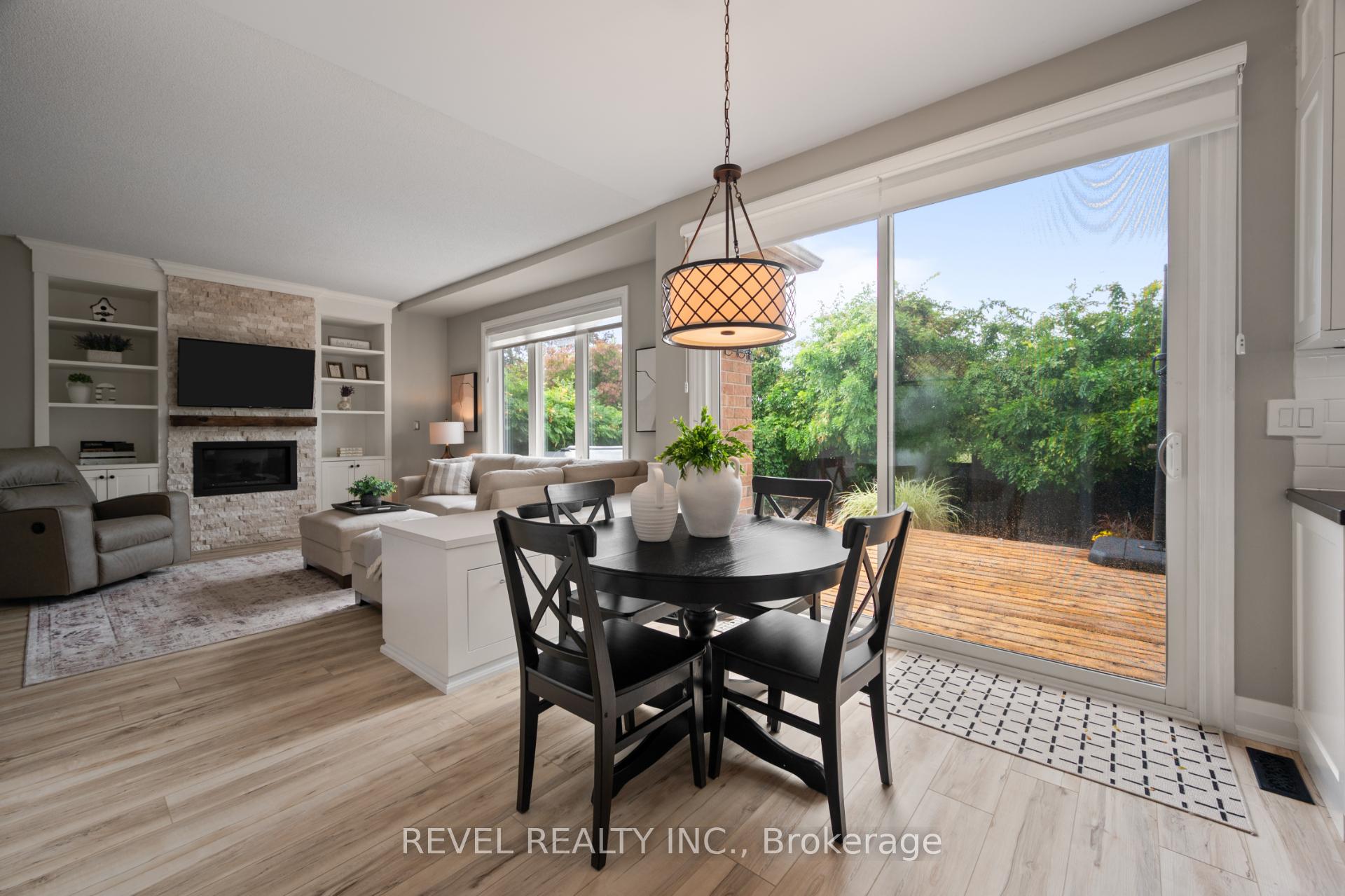 Photo 12 of 2154 Woodglen Crescent, Burlington, Orchard — HOMEH