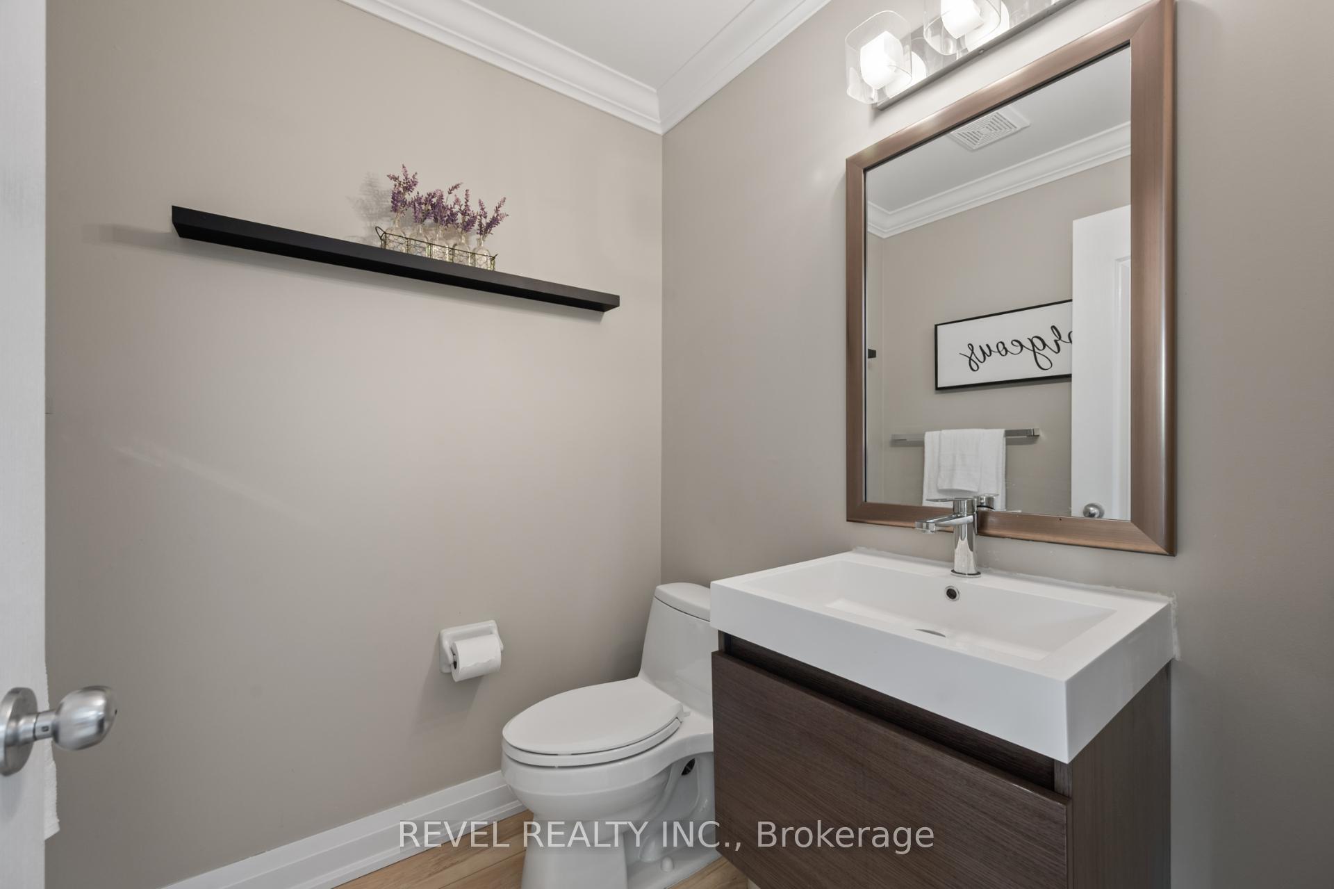 Photo 16 of 2154 Woodglen Crescent, Burlington, Orchard — HOMEH