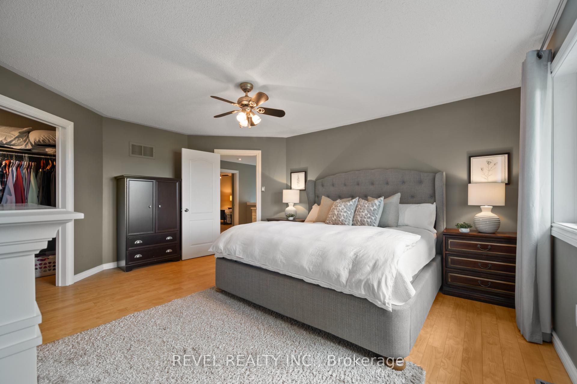 Photo 23 of 2154 Woodglen Crescent, Burlington, Orchard — HOMEH