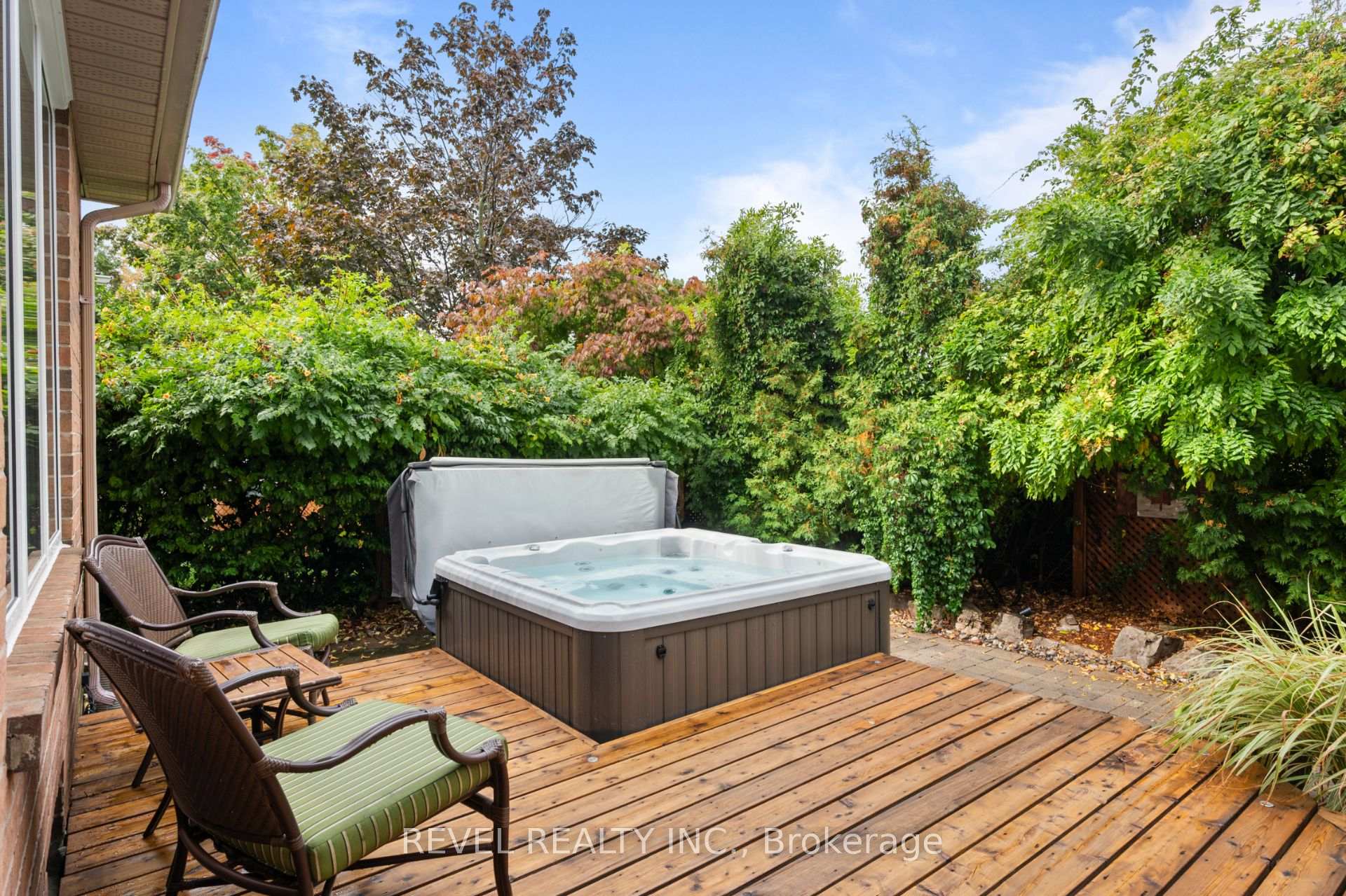 Photo 47 of 2154 Woodglen Crescent, Burlington, Orchard — HOMEH