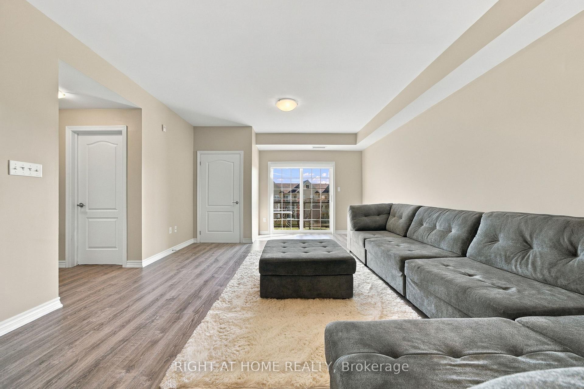 Photo 4 of Unit 30, 40 Ferndale Drive S, Barrie, Ardagh — HOMEH