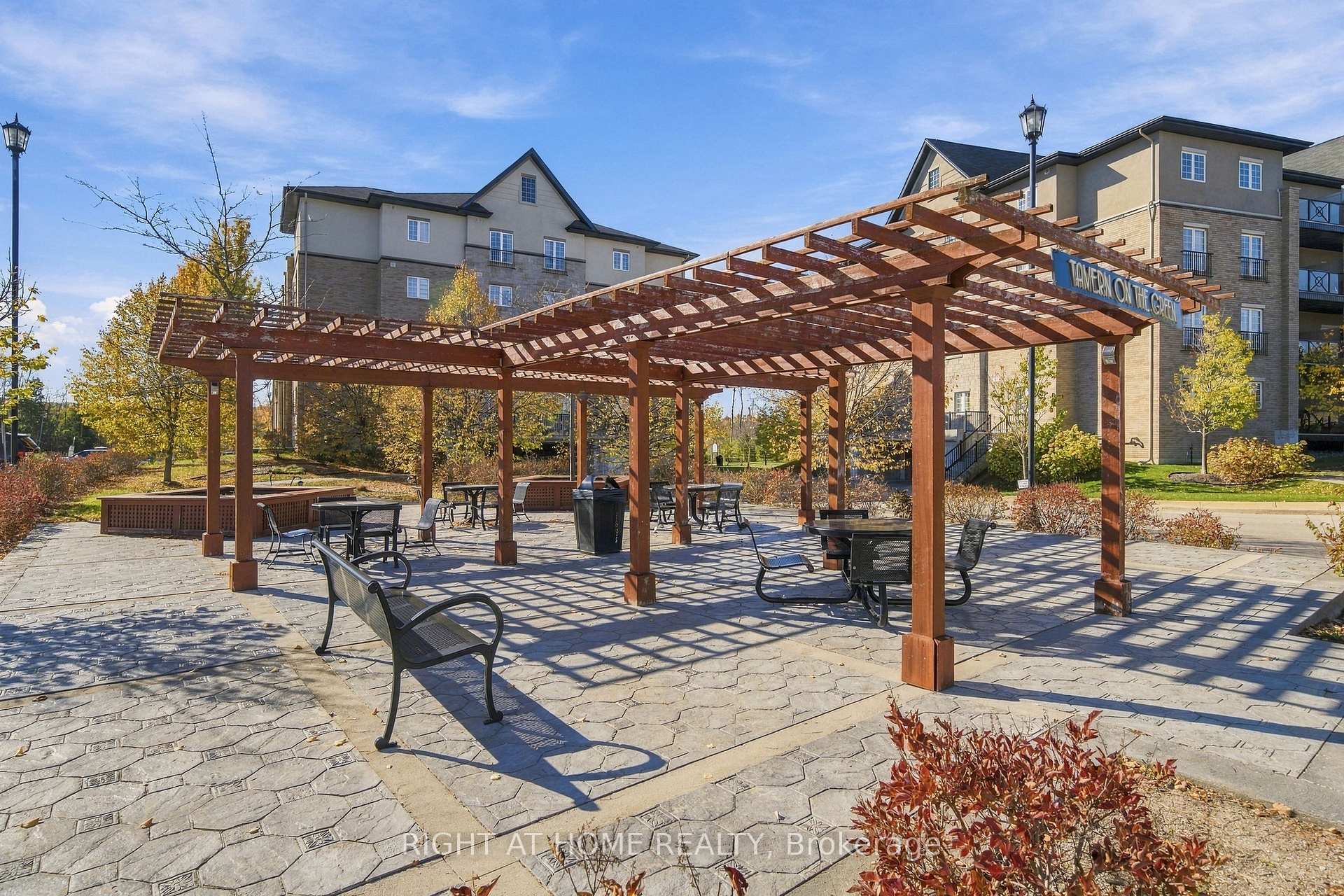 Photo 17 of Unit 30, 40 Ferndale Drive S, Barrie, Ardagh — HOMEH