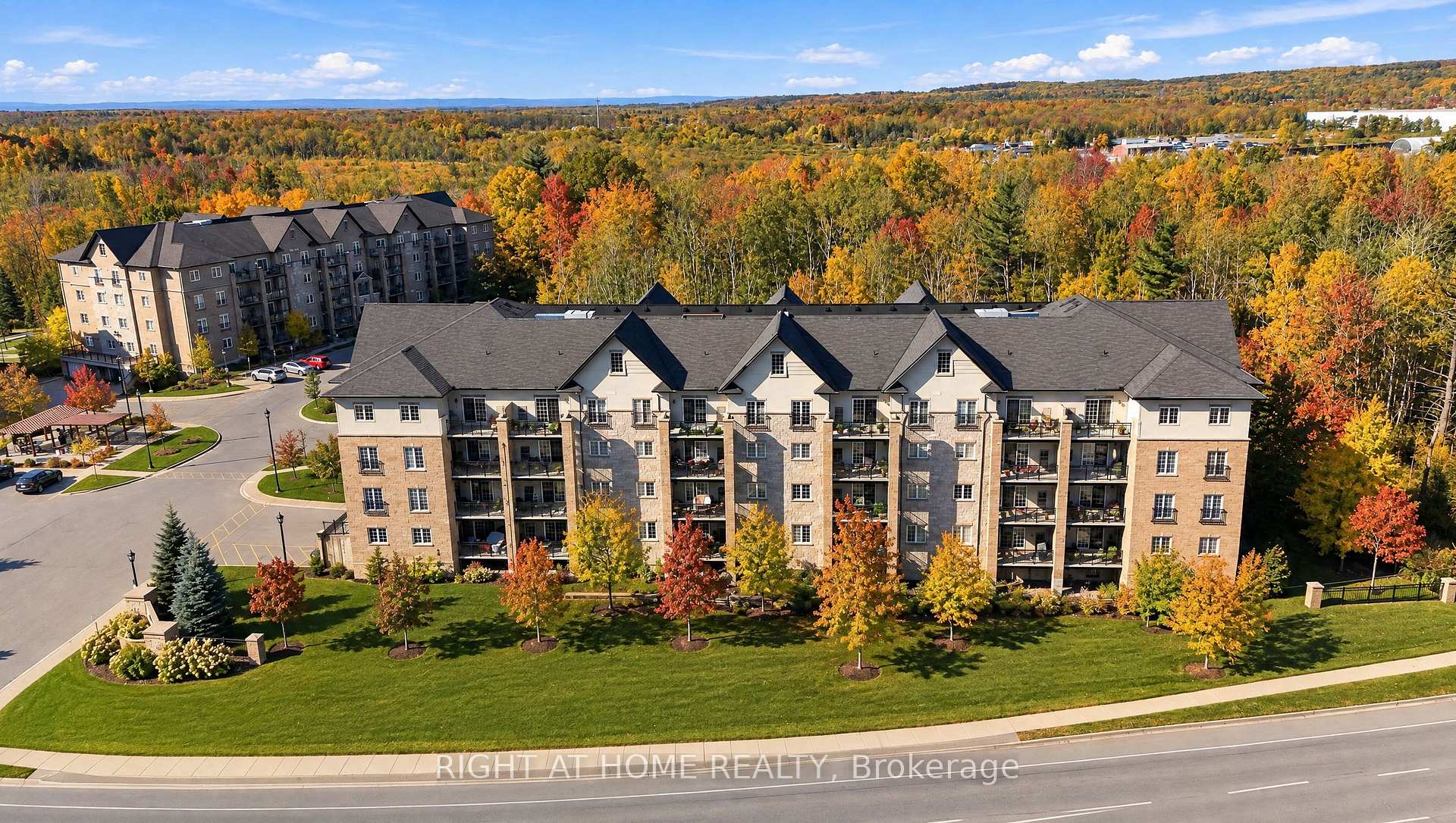 Photo 20 of Unit 30, 40 Ferndale Drive S, Barrie, Ardagh — HOMEH