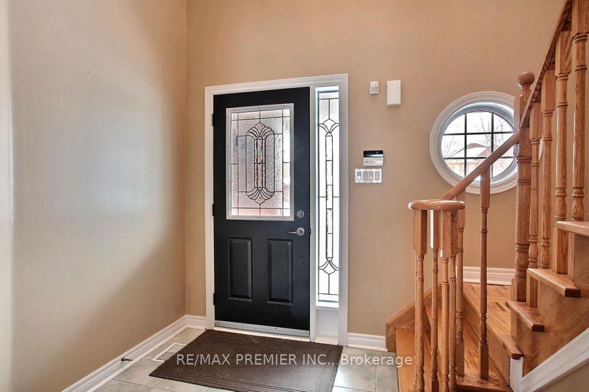 Photo 3 of 326 John Deisman Boulevard, Vaughan, Vellore Village — HOMEH