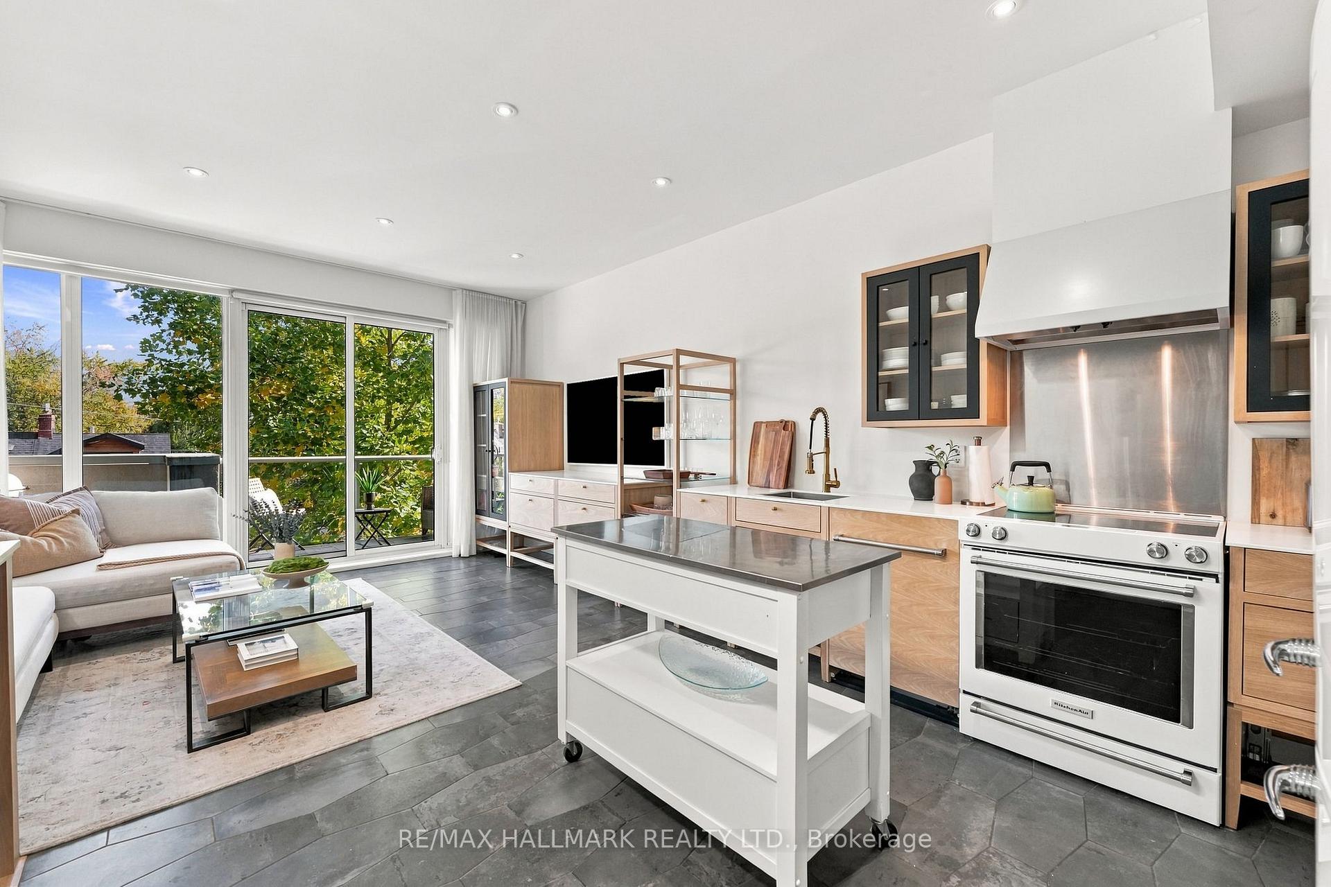 Photo 3 of Unit 3, 48 Boston Avenue, Toronto, South Riverdale — HOMEH
