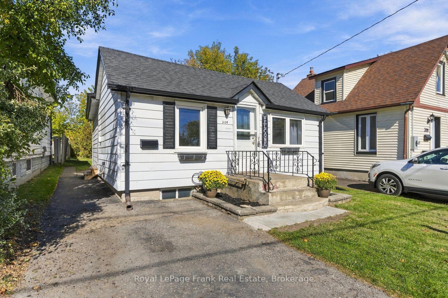 Photo 17 of 304 Pine Avenue, Oshawa, Vanier — HOMEH