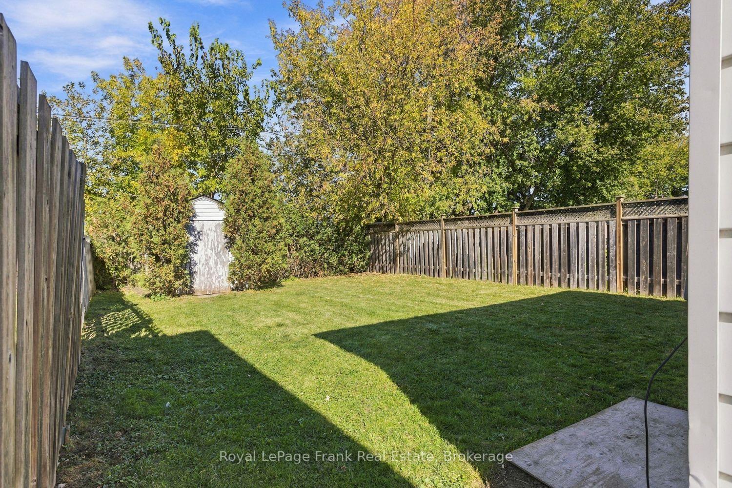 Photo 18 of 304 Pine Avenue, Oshawa, Vanier — HOMEH