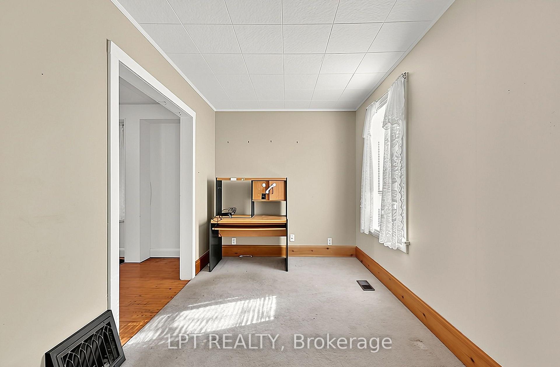 Photo 10 of 190 Winewood Avenue W, Gravenhurst, Muskoka (S) — HOMEH
