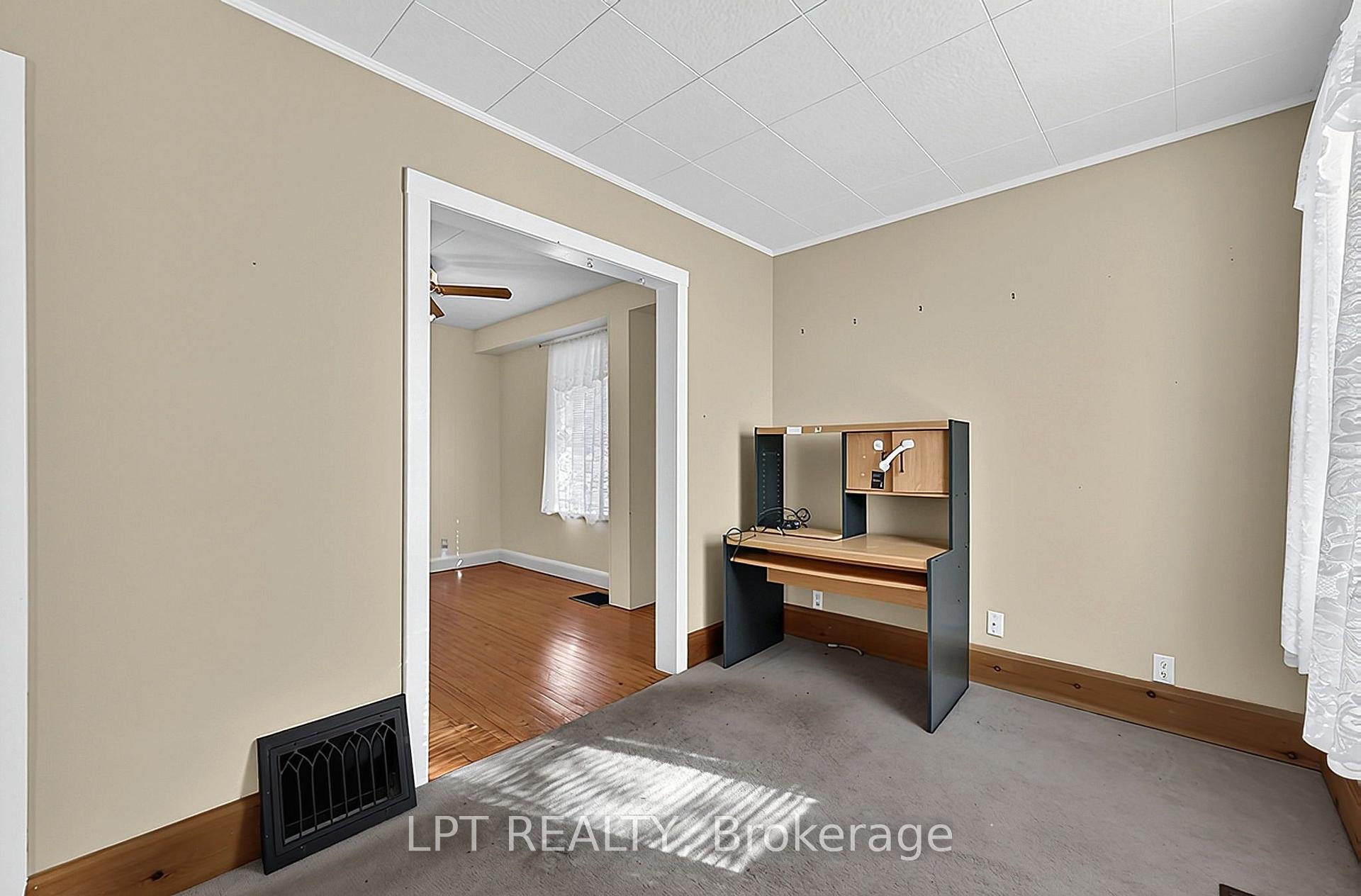 Photo 11 of 190 Winewood Avenue W, Gravenhurst, Muskoka (S) — HOMEH