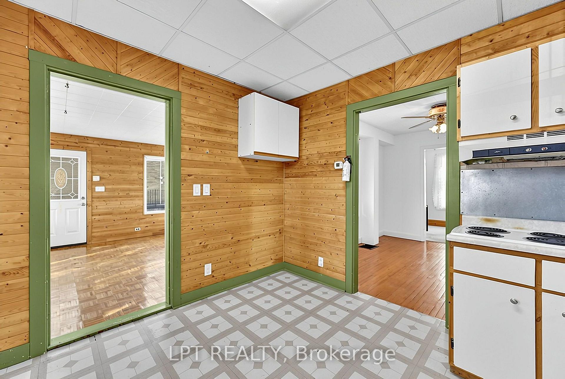 Photo 20 of 190 Winewood Avenue W, Gravenhurst, Muskoka (S) — HOMEH