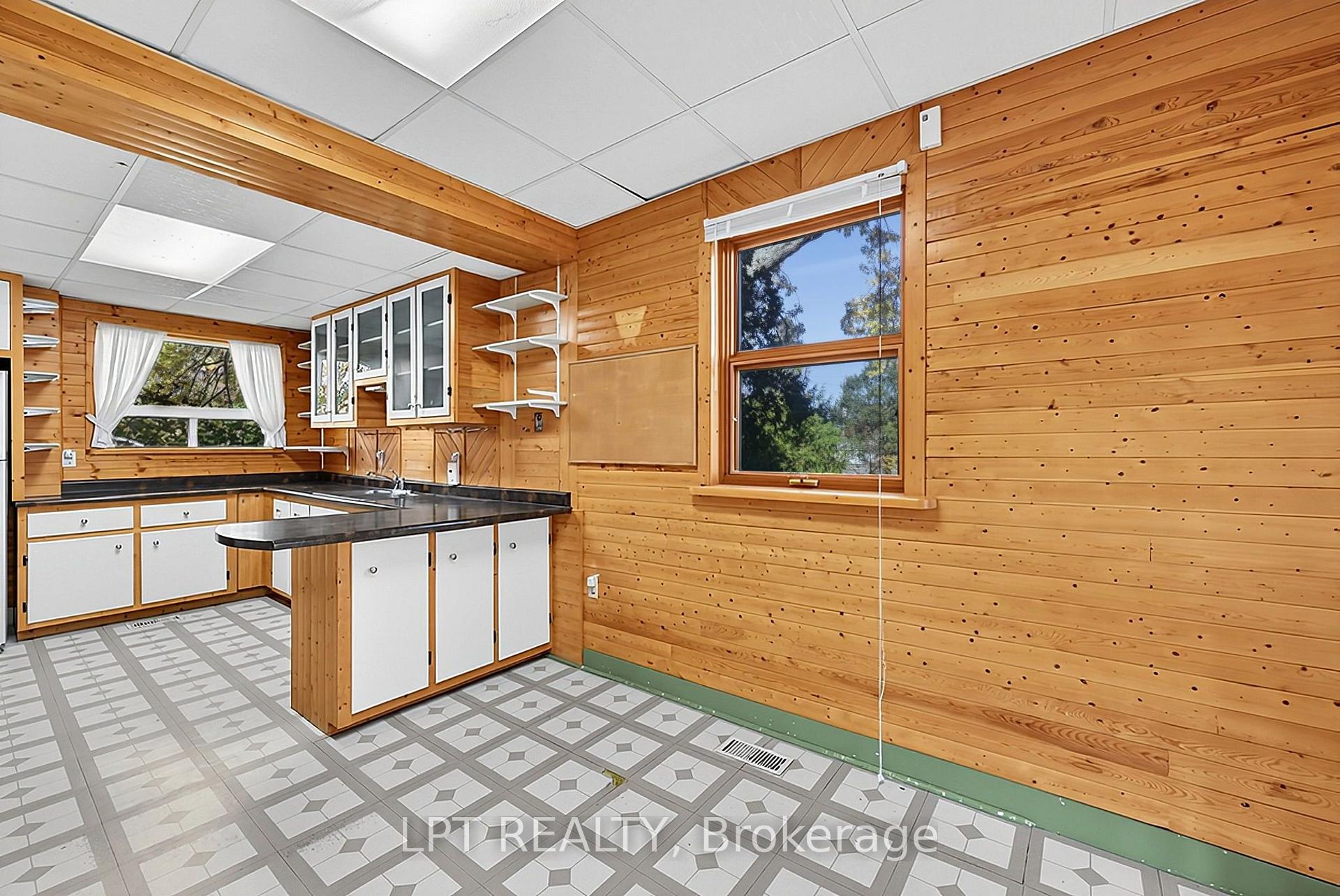 Photo 21 of 190 Winewood Avenue W, Gravenhurst, Muskoka (S) — HOMEH