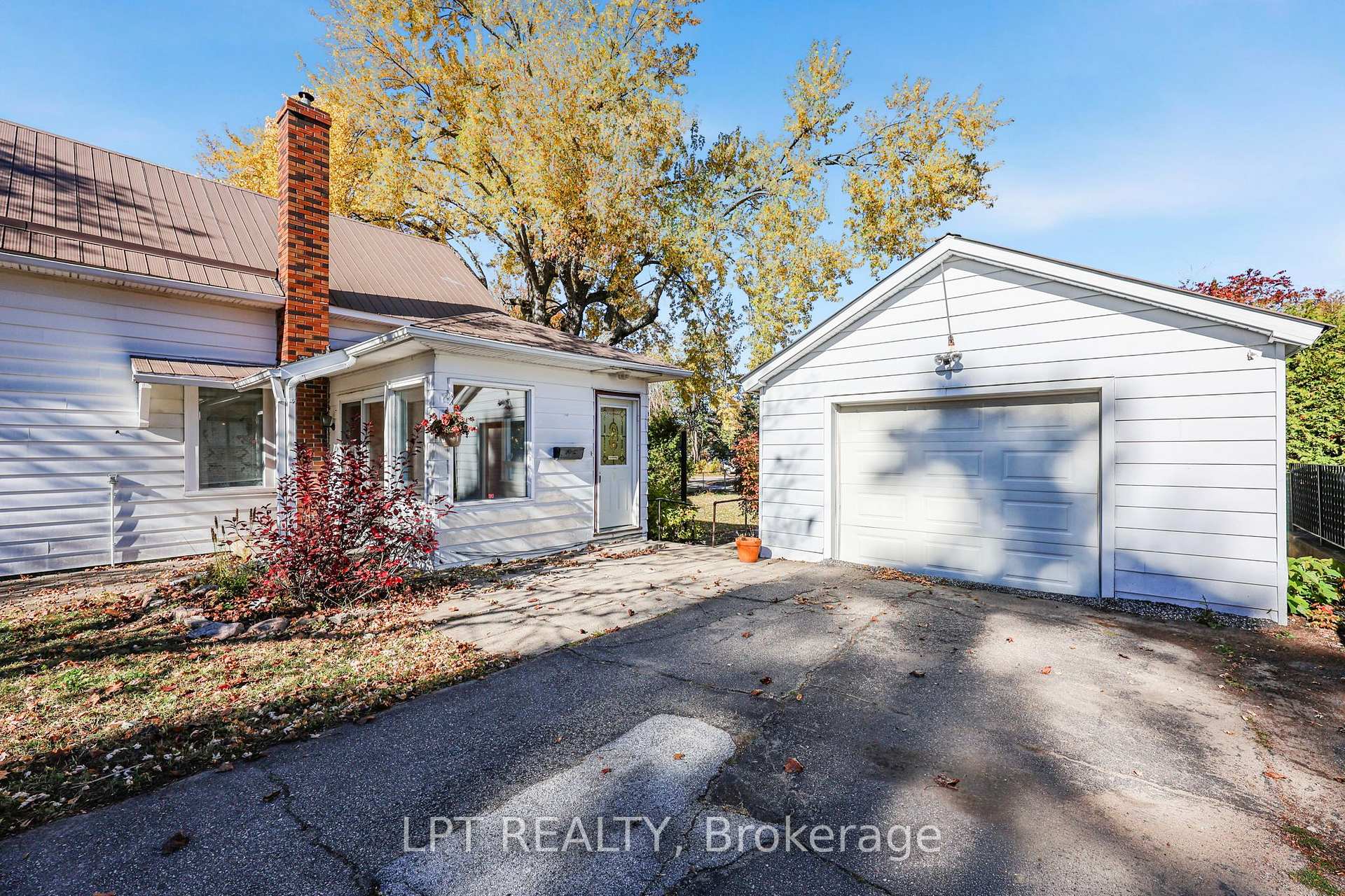 Photo 48 of 190 Winewood Avenue W, Gravenhurst, Muskoka (S) — HOMEH