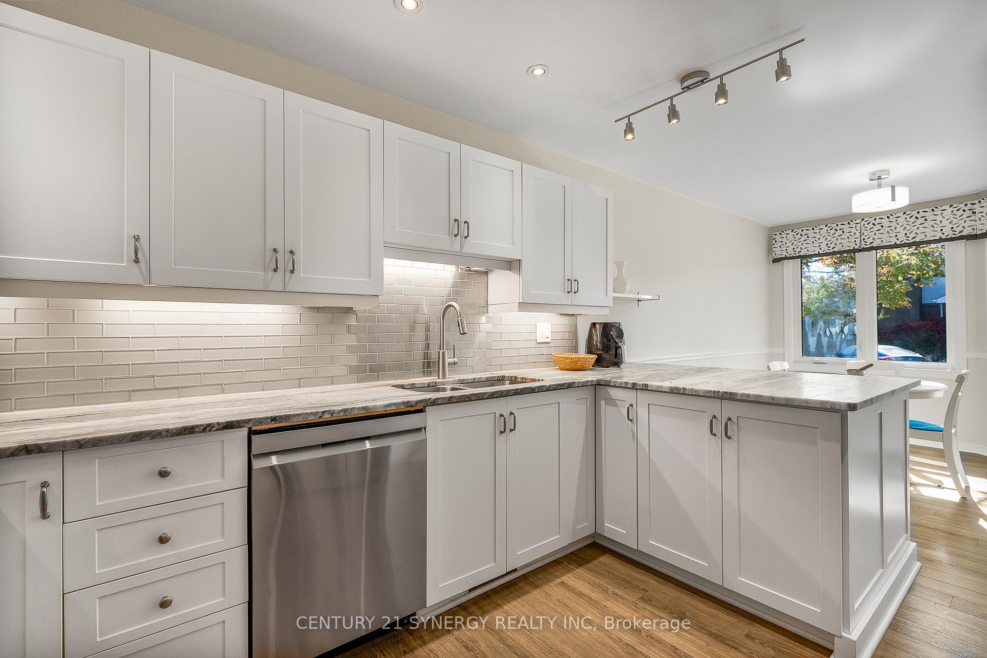 Photo 5 of Unit 16, 32 Innesbrook Court, Ottawa, Stittsville (Central) — HOMEH