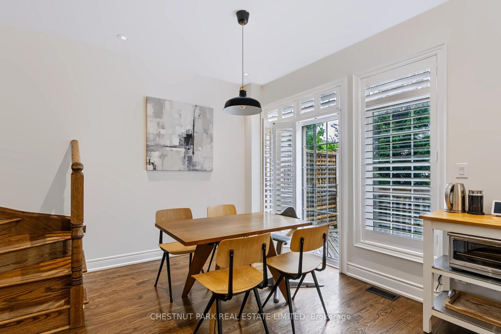 Photo 11 of 69 Bloorview Place, North York, Don Valley Village — HOMEH