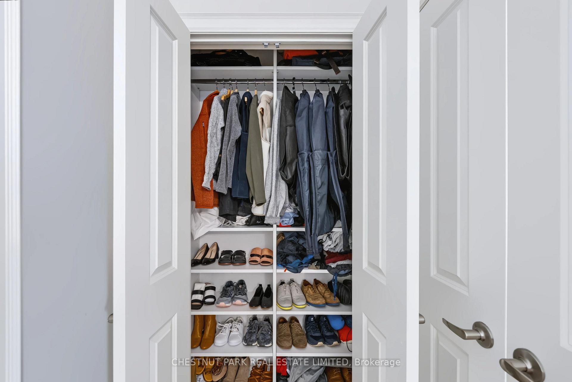 Photo 24 of 69 Bloorview Place, North York, Don Valley Village — HOMEH