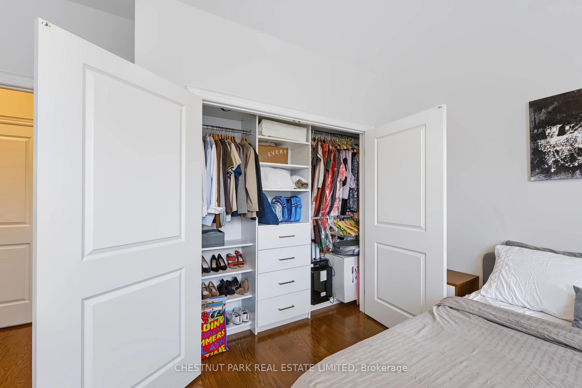 Photo 33 of 69 Bloorview Place, North York, Don Valley Village — HOMEH