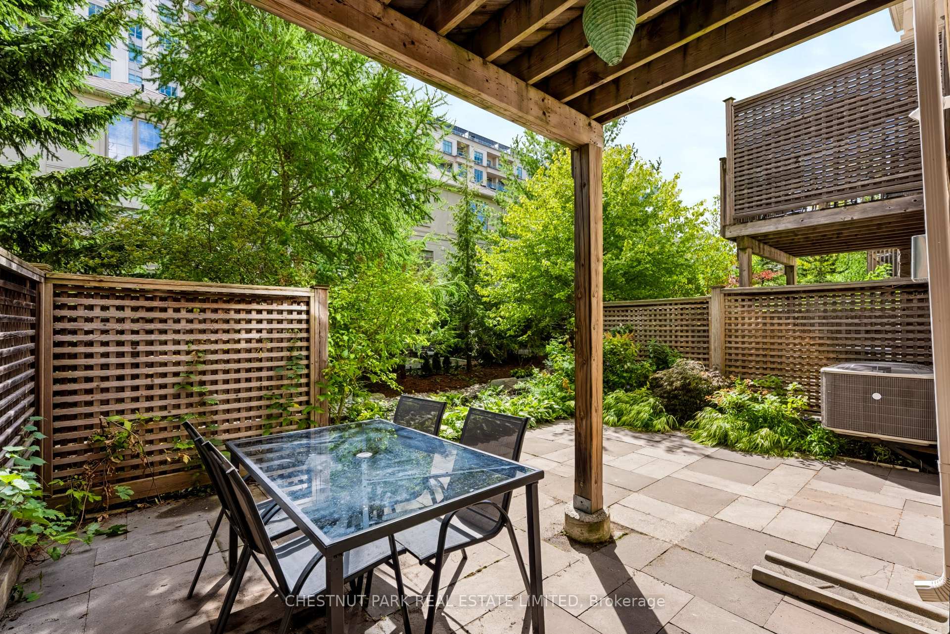 Photo 41 of 69 Bloorview Place, North York, Don Valley Village — HOMEH