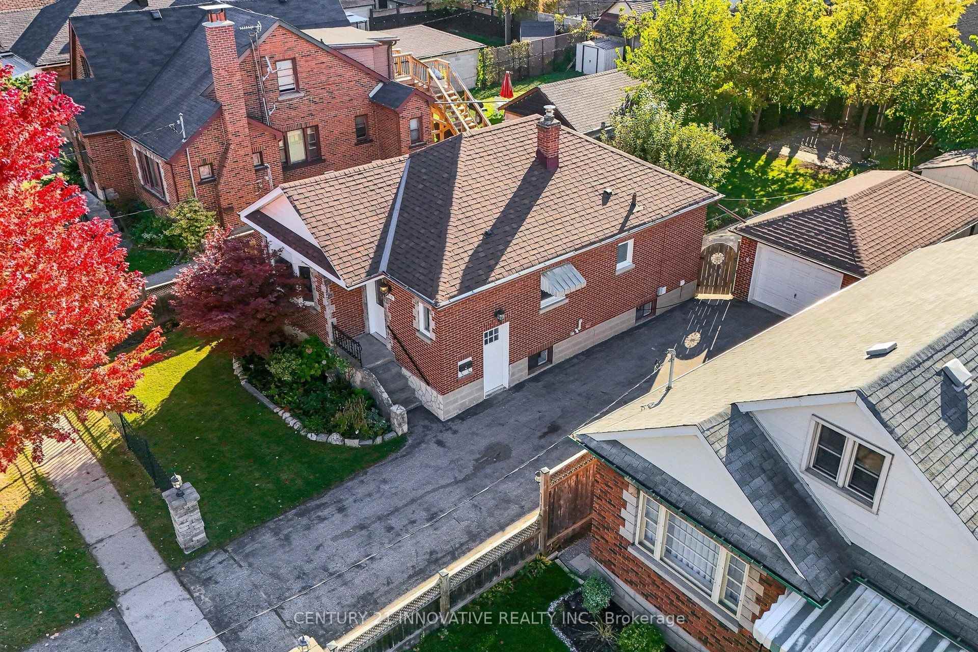 Photo 5 of 219 Etna Avenue, Oshawa, Central — HOMEH