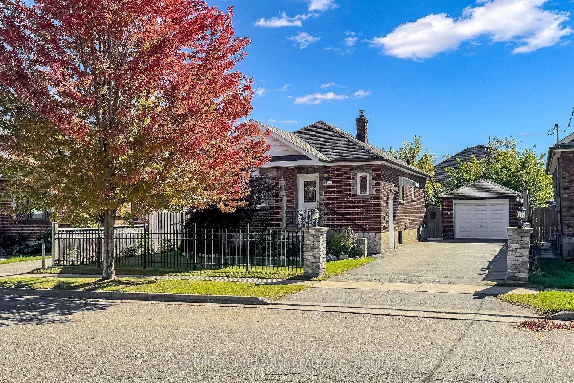 Photo 7 of 219 Etna Avenue, Oshawa, Central — HOMEH