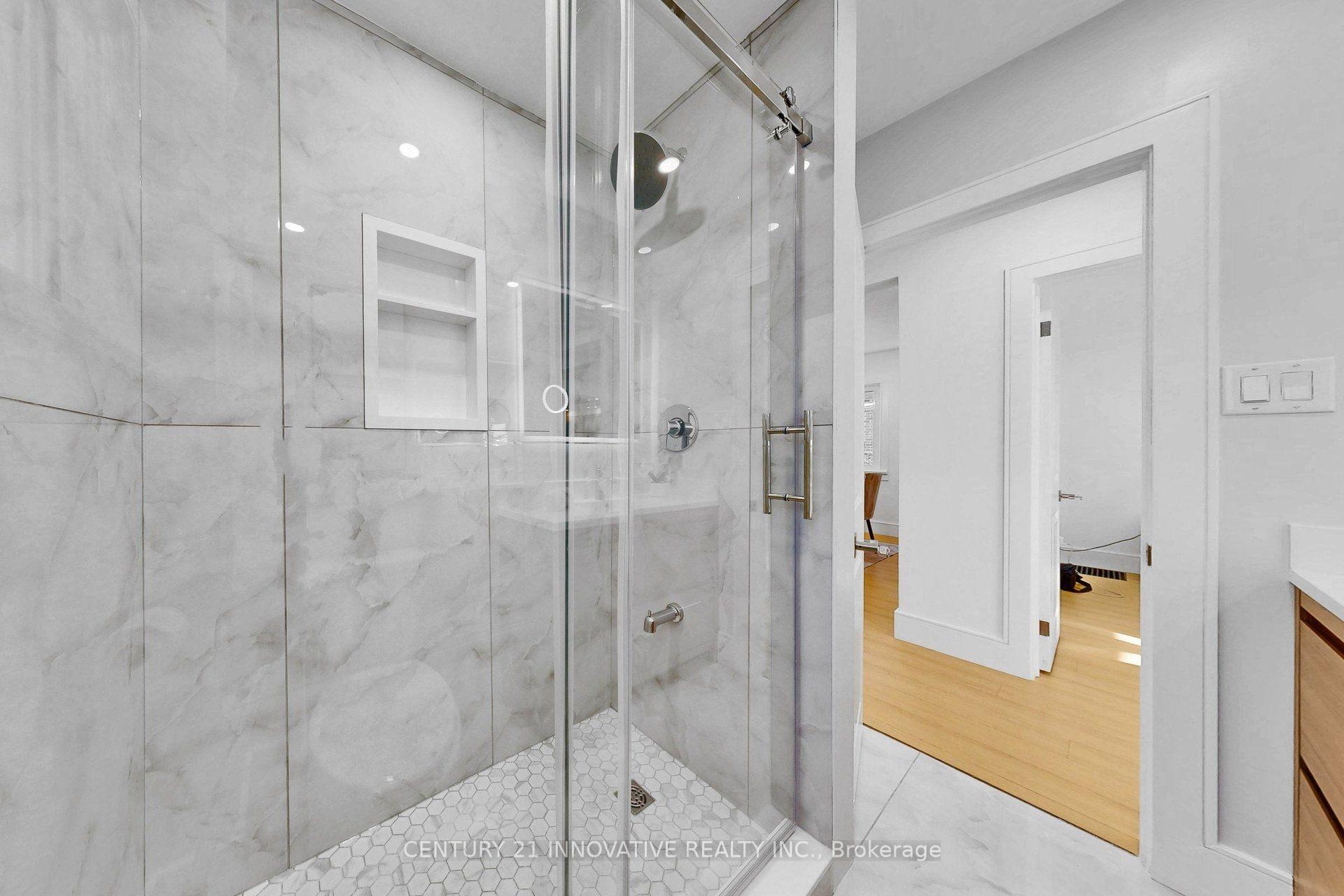 Photo 25 of 219 Etna Avenue, Oshawa, Central — HOMEH