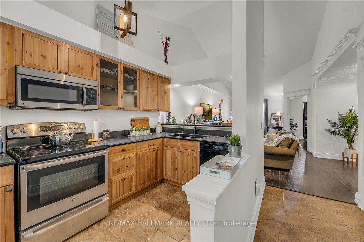 Photo 1 of Unit 143, 109 Bristol Road E, Mississauga, Hurontario — HOMEH
