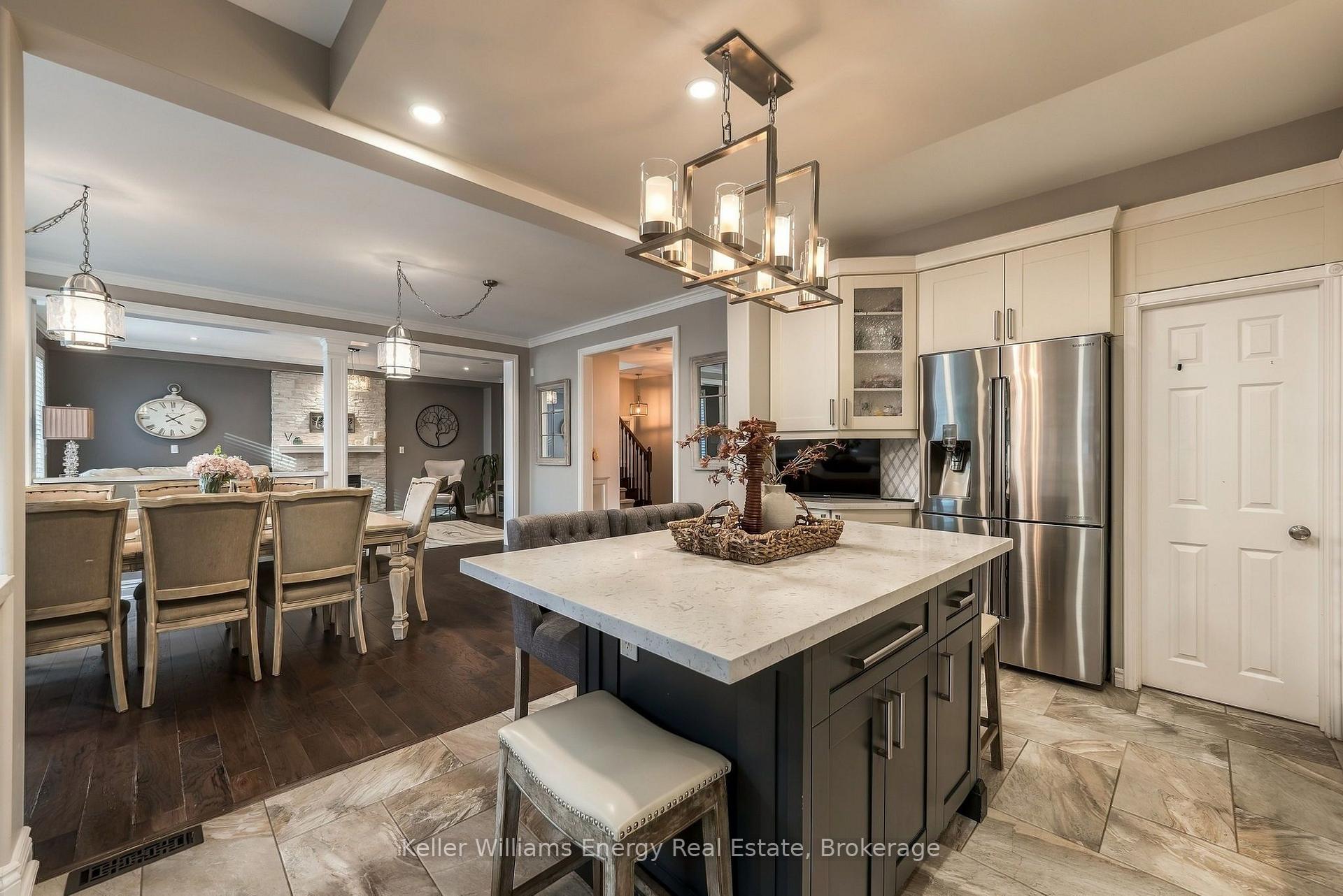 Photo 10 of 1314 Maddock Drive, Oshawa, Pinecrest — HOMEH