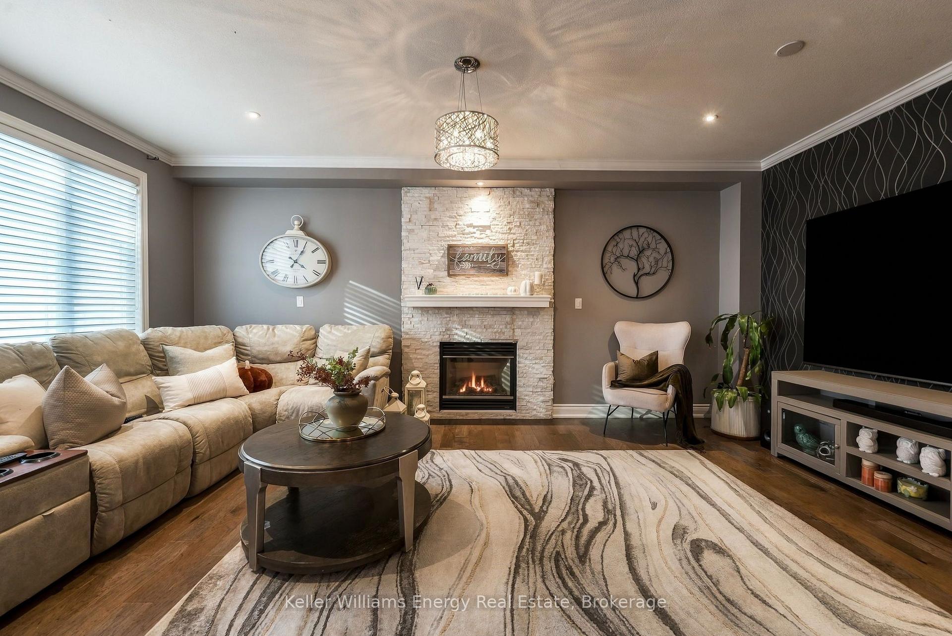 Photo 15 of 1314 Maddock Drive, Oshawa, Pinecrest — HOMEH