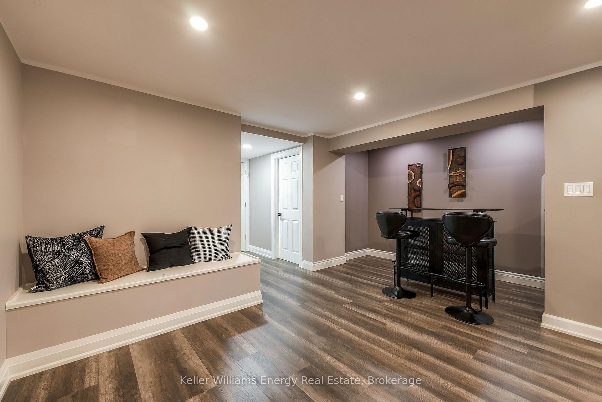 Photo 35 of 1314 Maddock Drive, Oshawa, Pinecrest — HOMEH