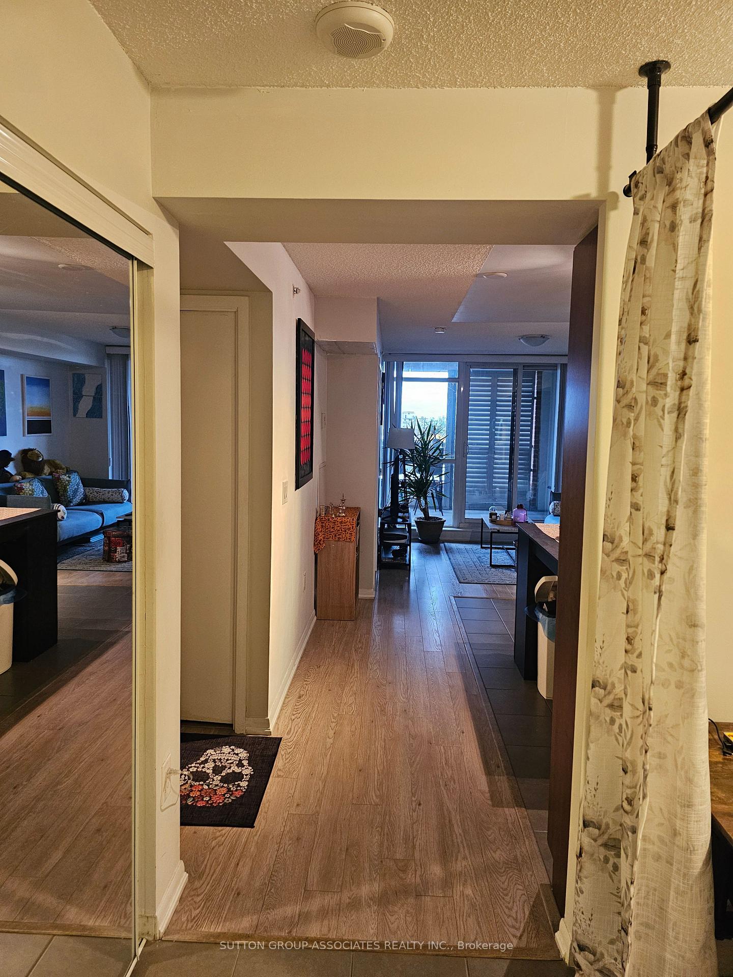 Photo 8 of Unit 541, 830 Lawrence Avenue W, North York, Yorkdale-Glen Park — HOMEH