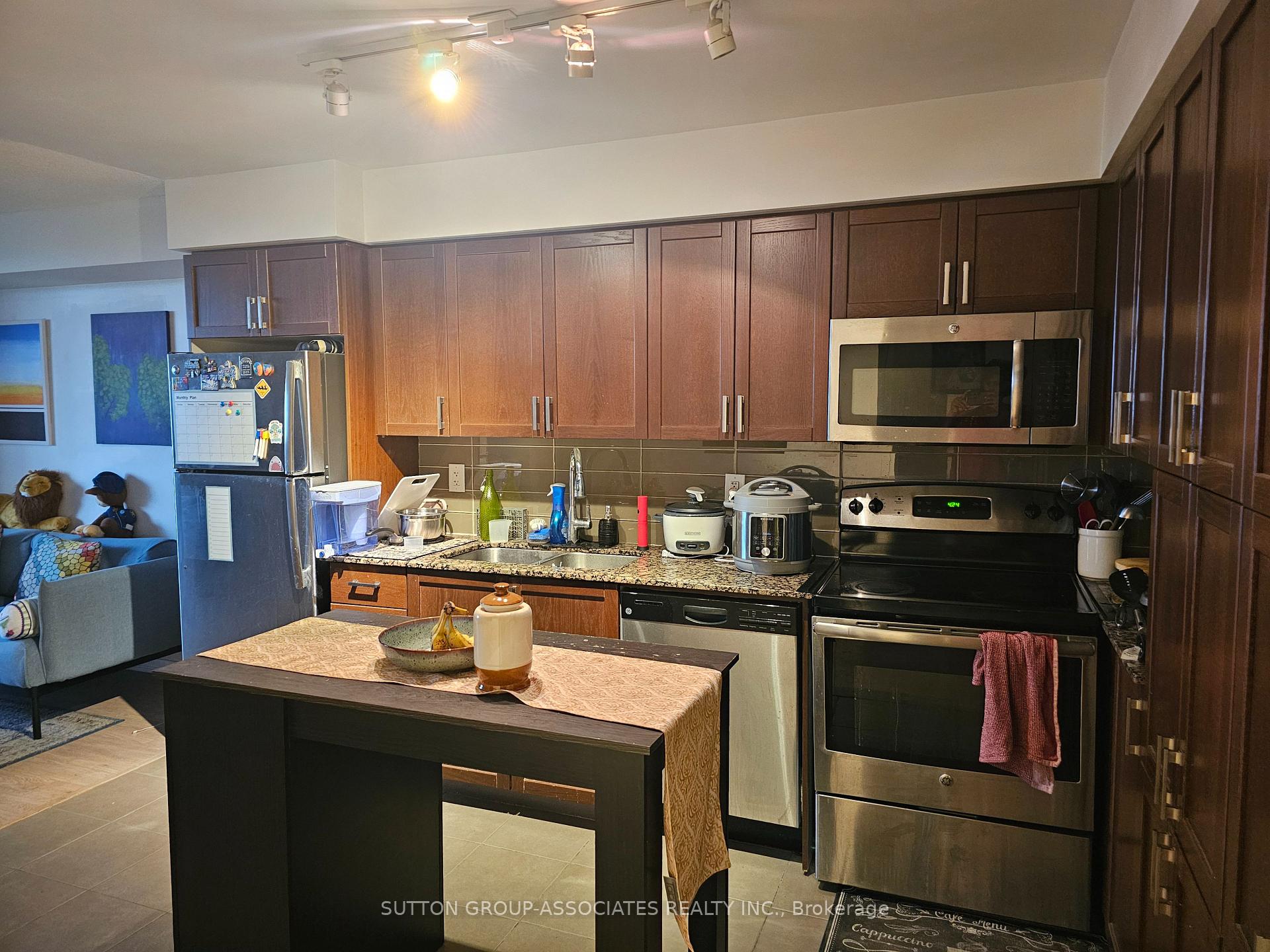 Photo 9 of Unit 541, 830 Lawrence Avenue W, North York, Yorkdale-Glen Park — HOMEH