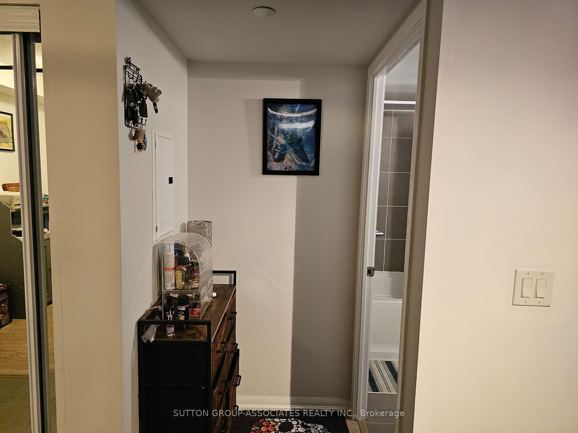 Photo 14 of Unit 541, 830 Lawrence Avenue W, North York, Yorkdale-Glen Park — HOMEH