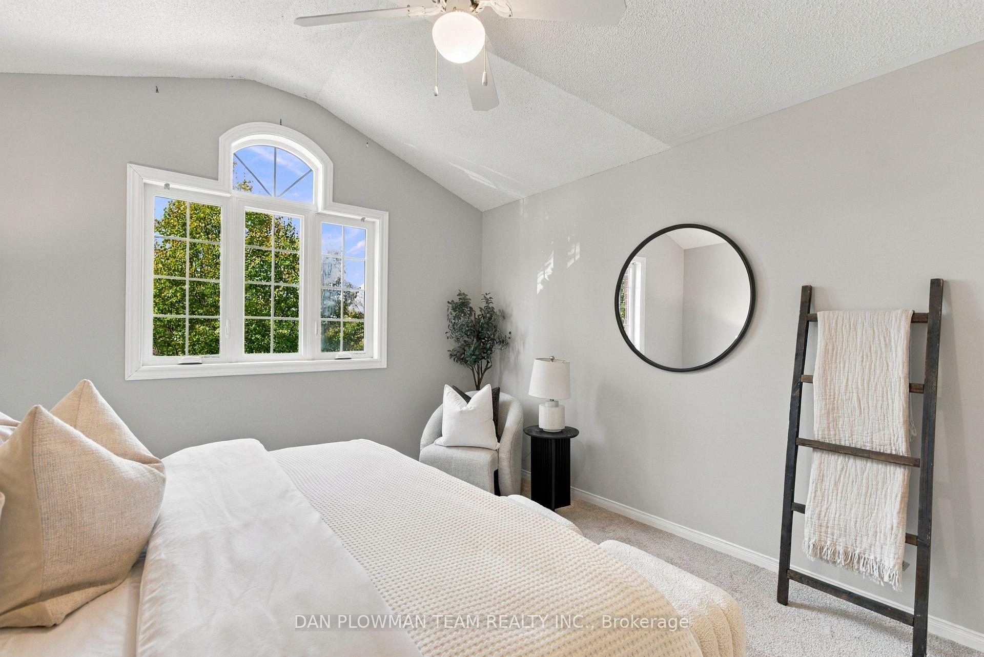 Photo 31 of 980 Langford Street, Oshawa, Eastdale — HOMEH