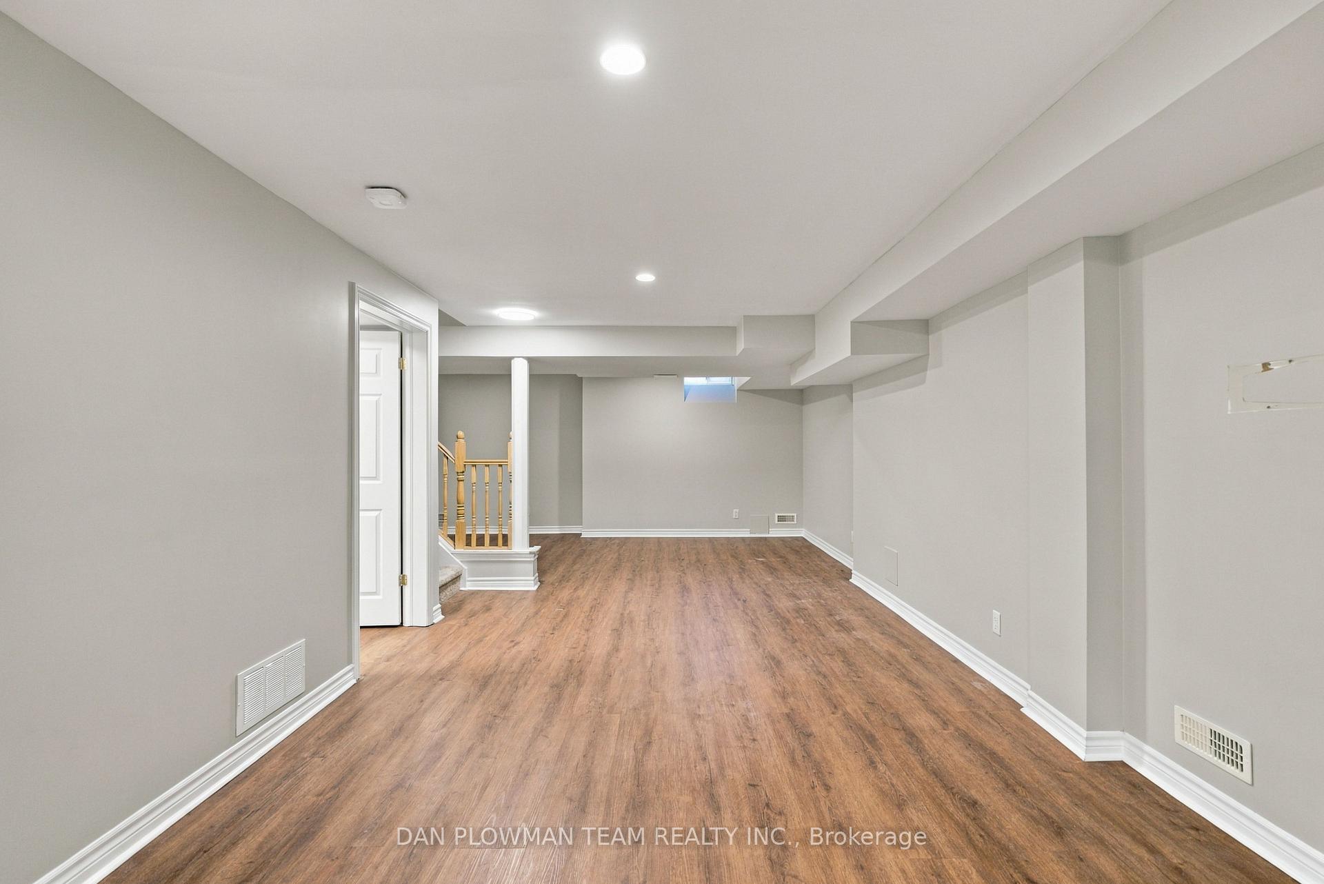 Photo 35 of 980 Langford Street, Oshawa, Eastdale — HOMEH