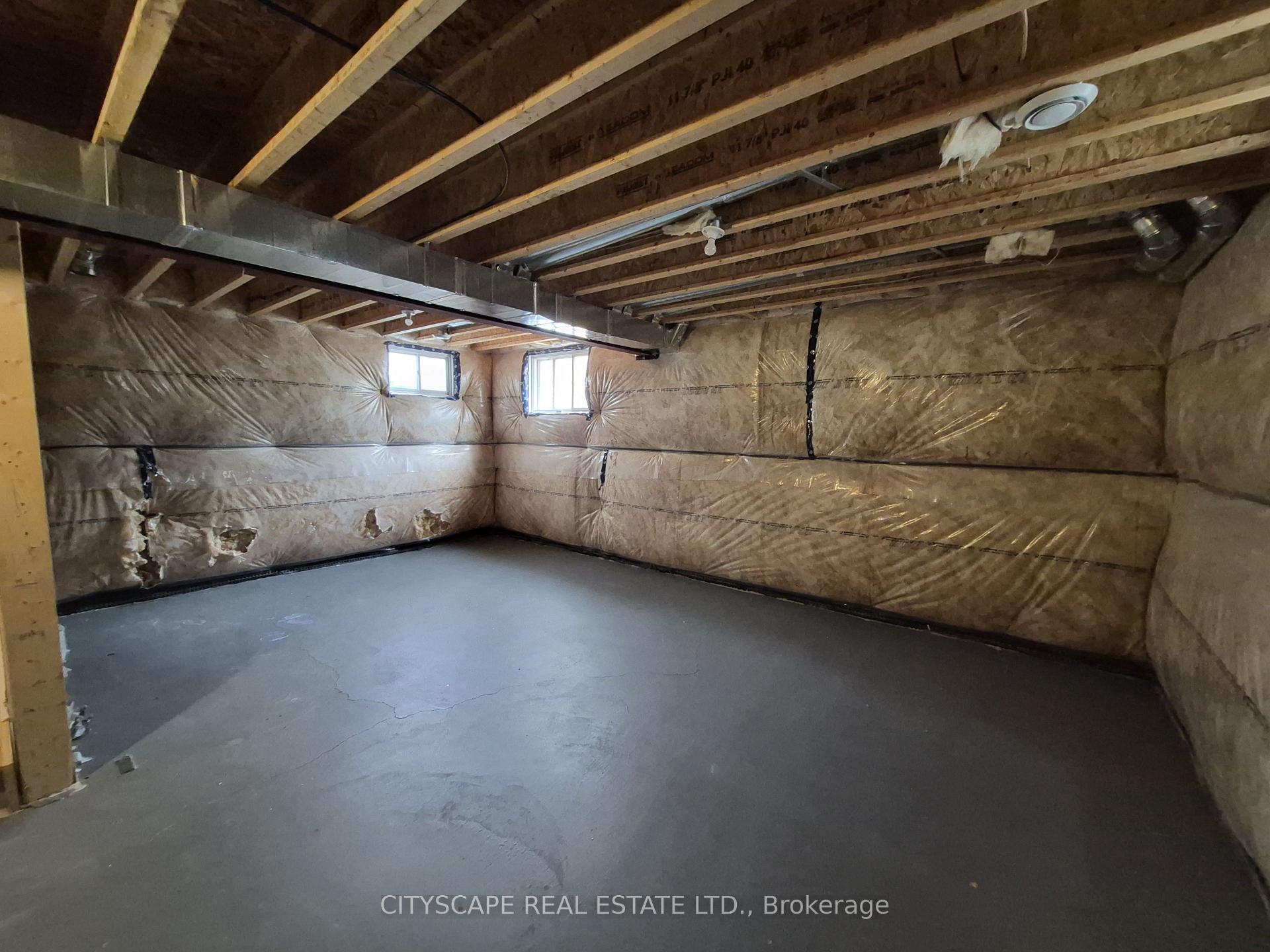 Photo 5 of 91 McLaughlin Street, Welland, Lincoln/Crowland — HOMEH