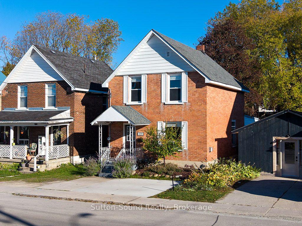 Photo 1 of 1219 2ND Avenue E, Owen Sound — HOMEH