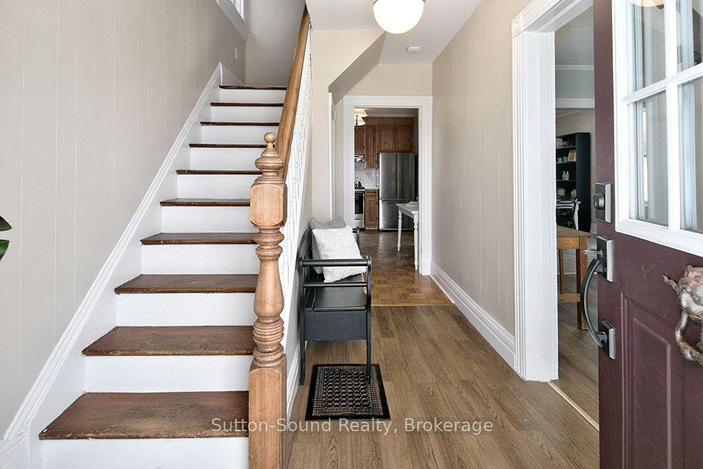 Photo 3 of 1219 2ND Avenue E, Owen Sound — HOMEH
