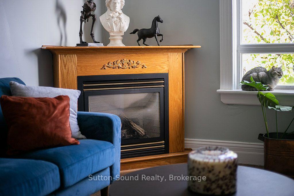 Photo 6 of 1219 2ND Avenue E, Owen Sound — HOMEH