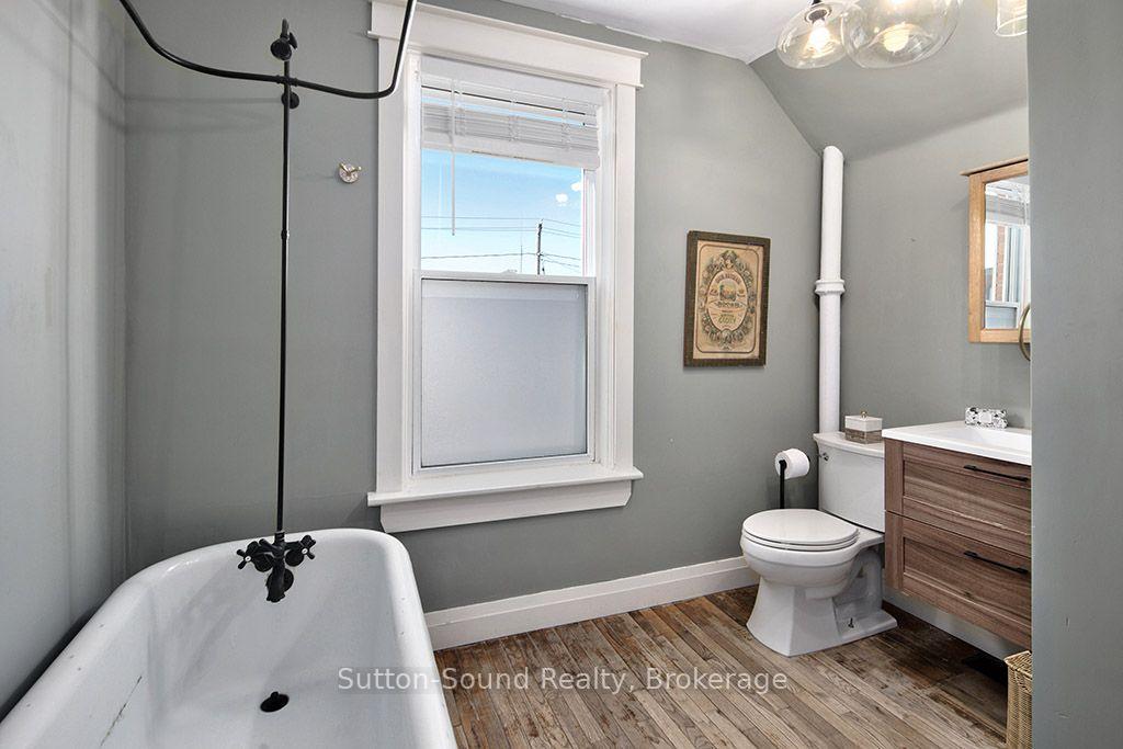 Photo 20 of 1219 2ND Avenue E, Owen Sound — HOMEH