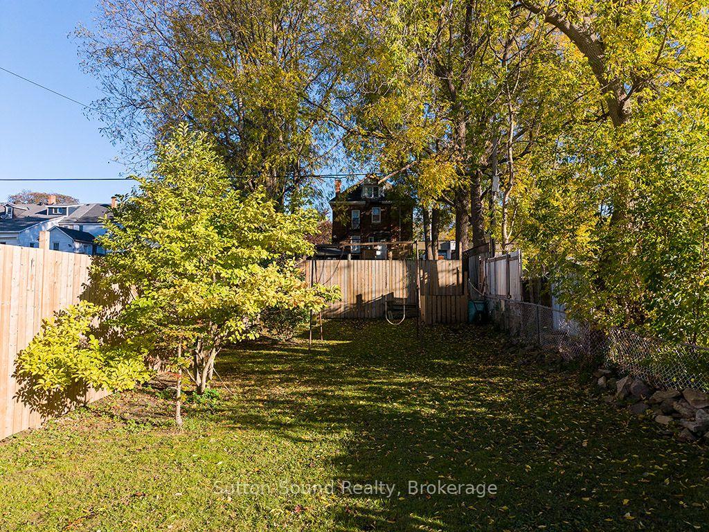 Photo 23 of 1219 2ND Avenue E, Owen Sound — HOMEH