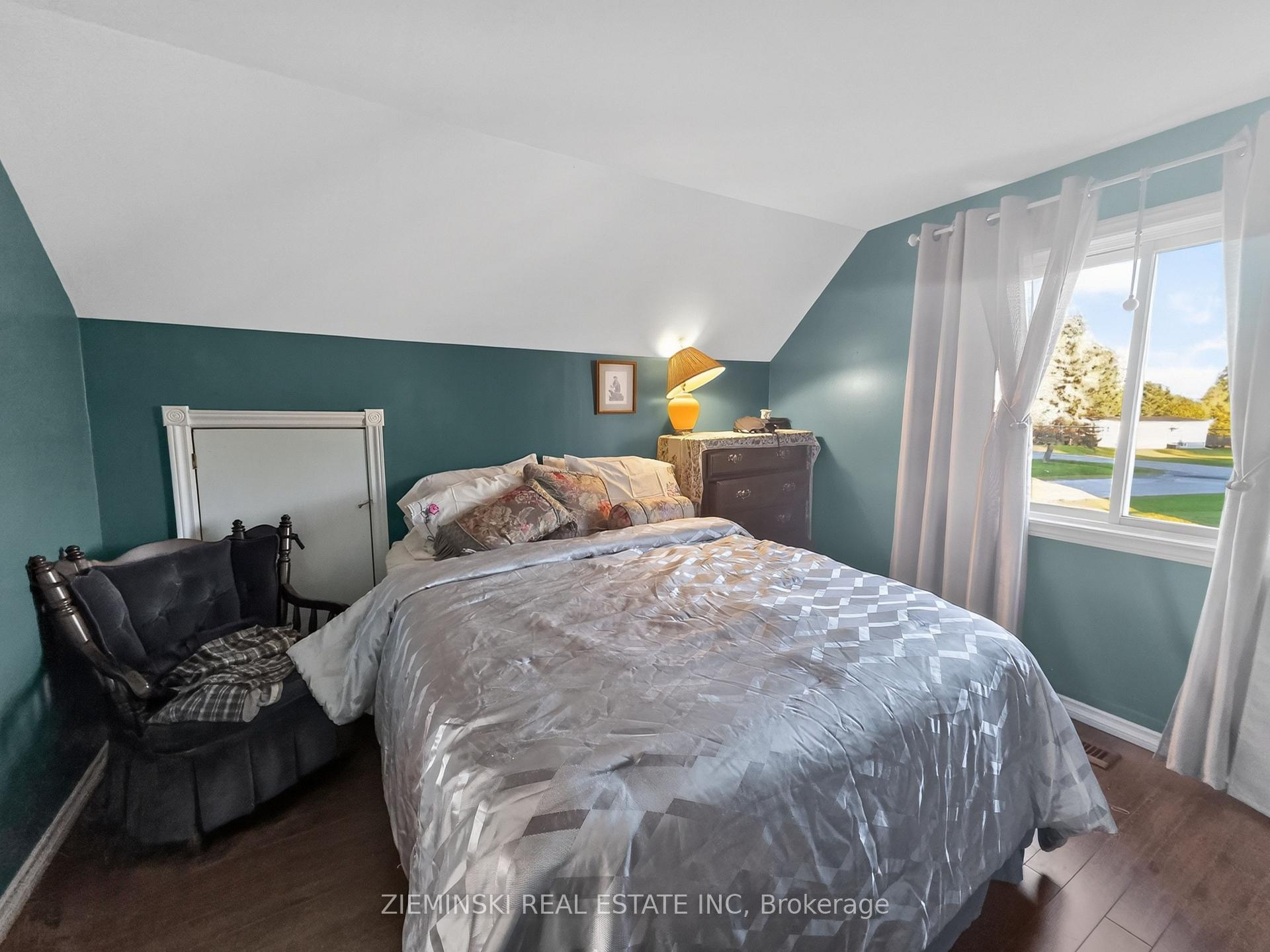 Photo 10 of 1 Bowman Avenue, Black River Matheson, Matheson — HOMEH