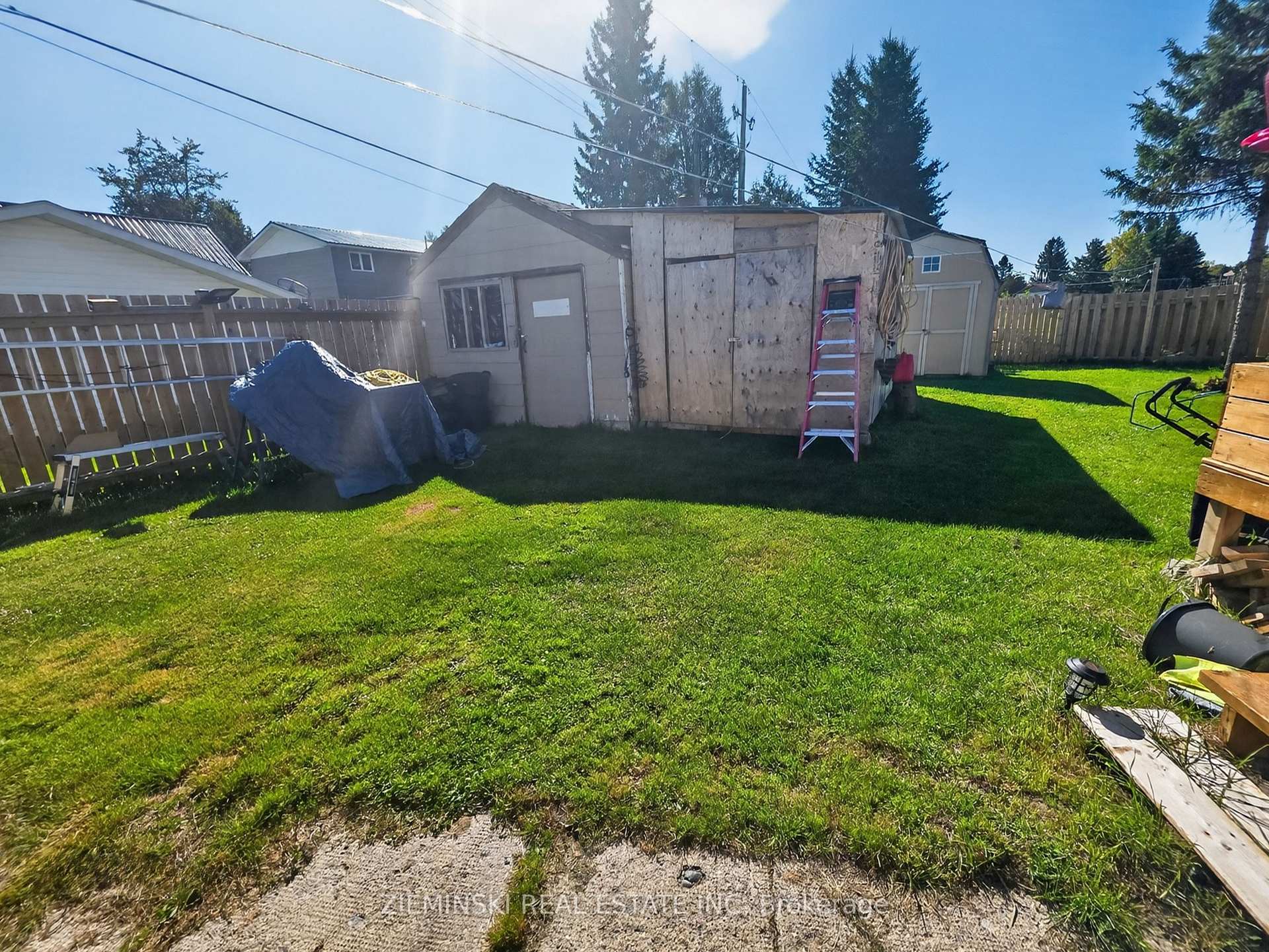 Photo 16 of 1 Bowman Avenue, Black River Matheson, Matheson — HOMEH