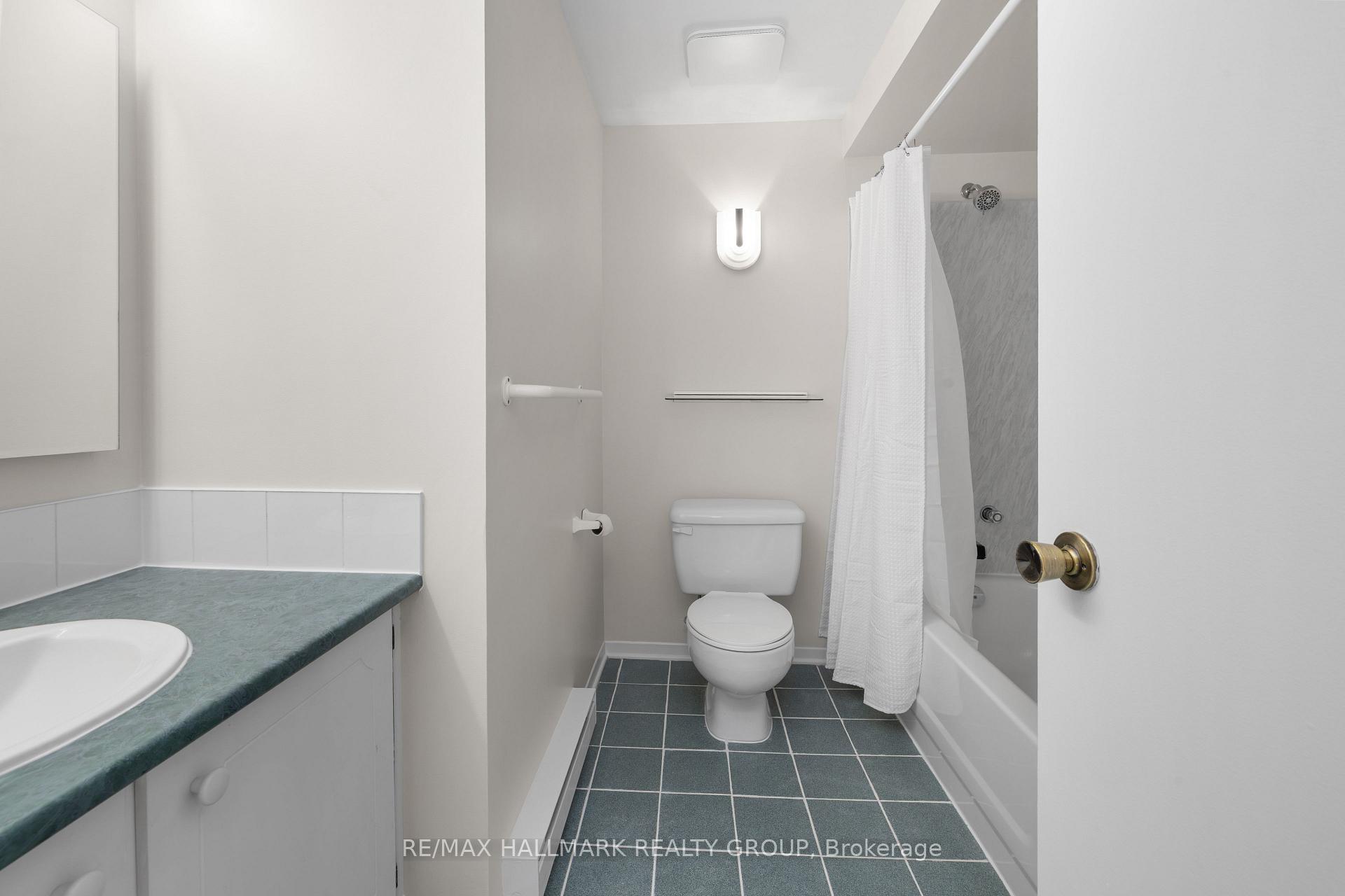 Photo 29 of 1A Forester Crescent, Ottawa, Westcliffe Estates — HOMEH