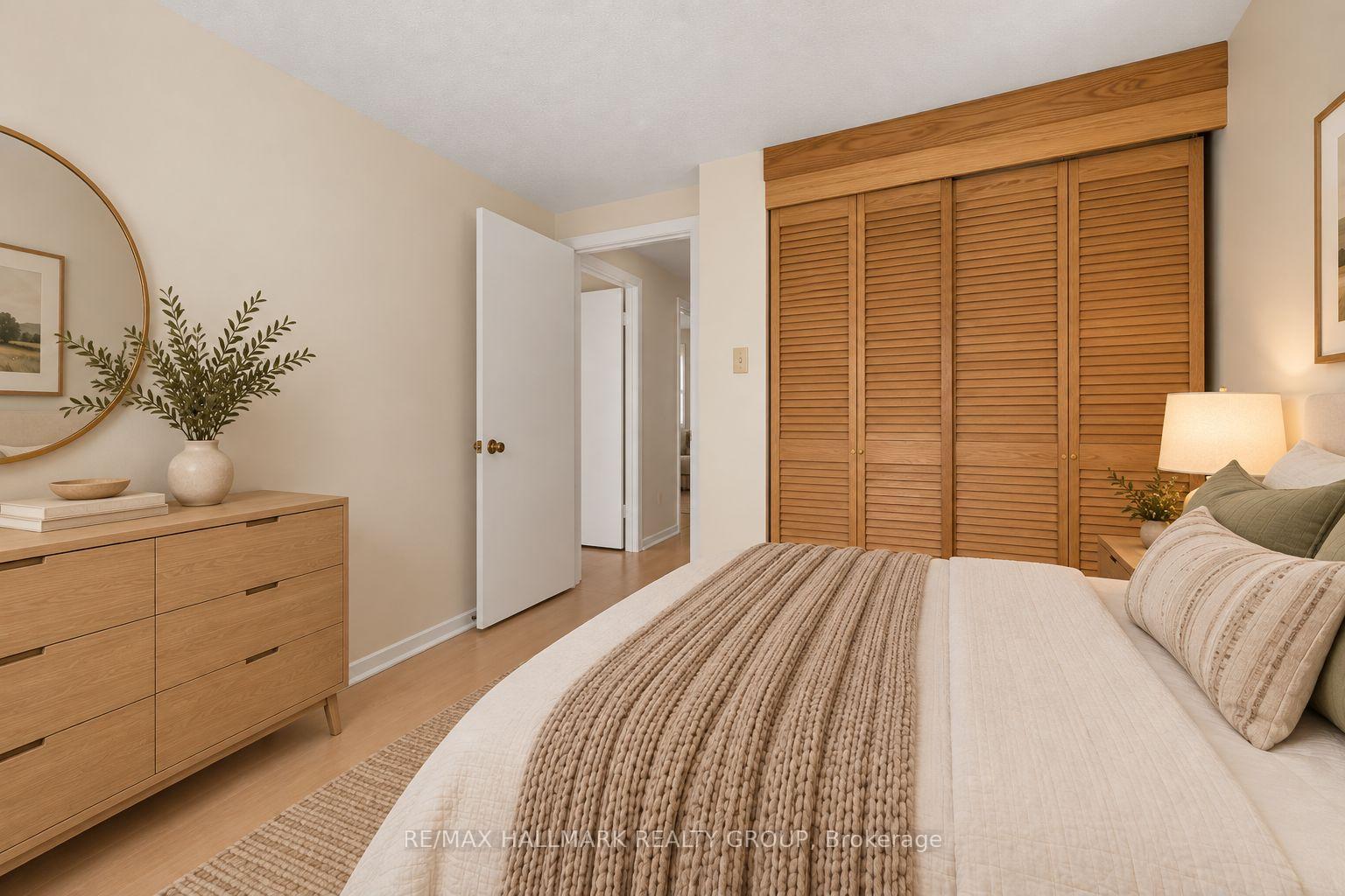 Photo 31 of 1A Forester Crescent, Ottawa, Westcliffe Estates — HOMEH
