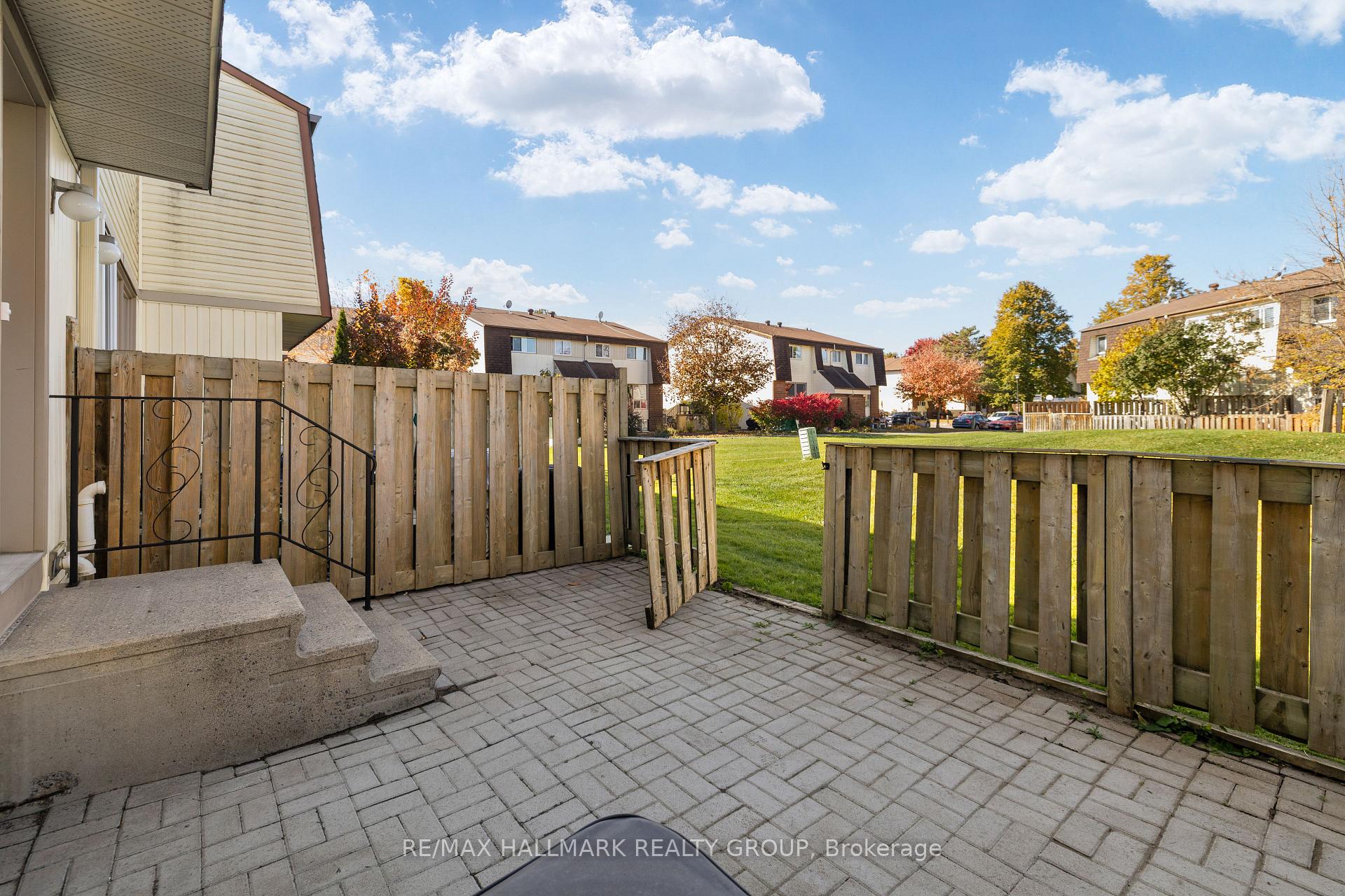 Photo 39 of 1A Forester Crescent, Ottawa, Westcliffe Estates — HOMEH