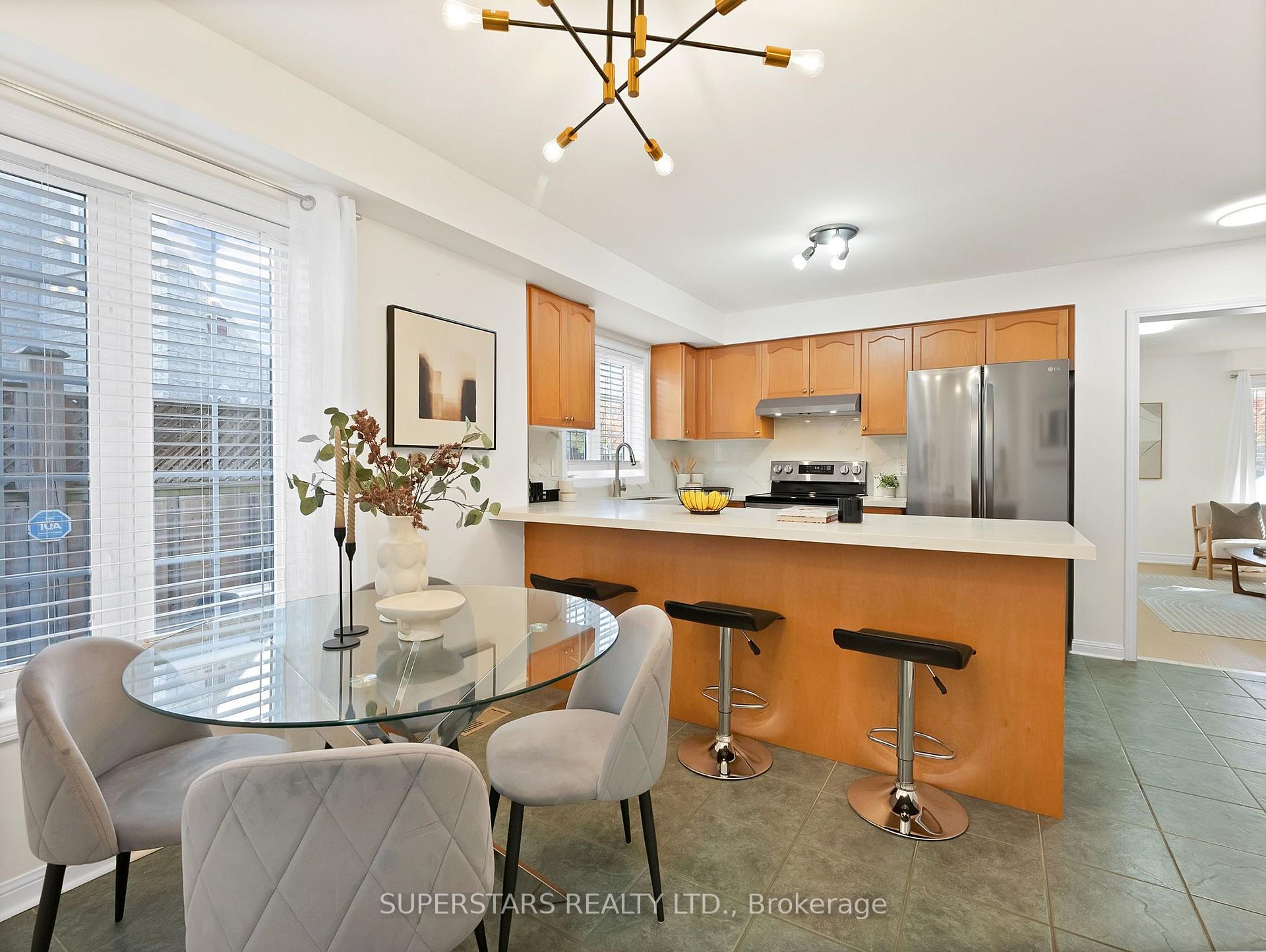 Photo 15 of 512 Bur Oak Avenue, Markham, Berczy — HOMEH
