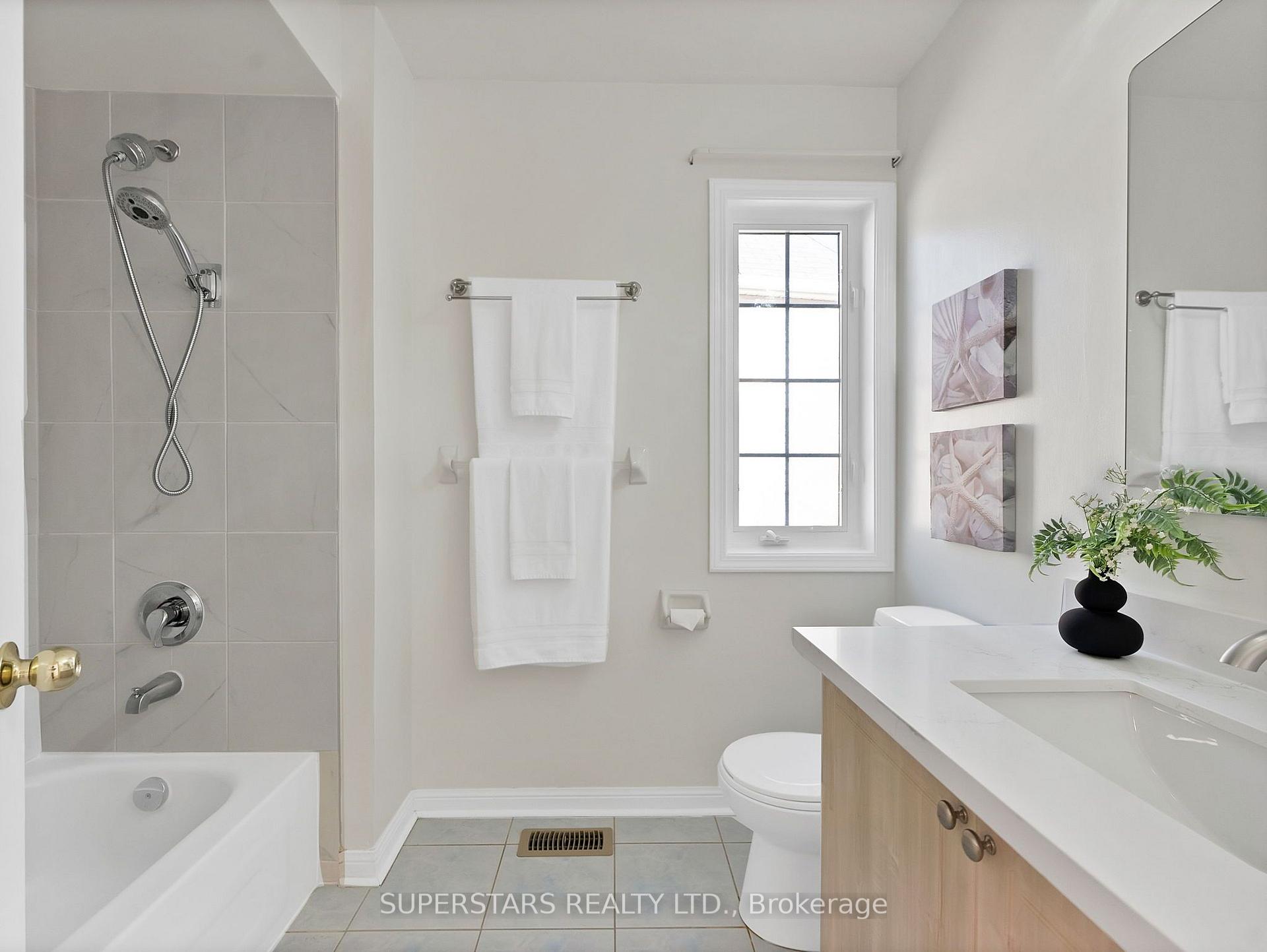 Photo 28 of 512 Bur Oak Avenue, Markham, Berczy — HOMEH