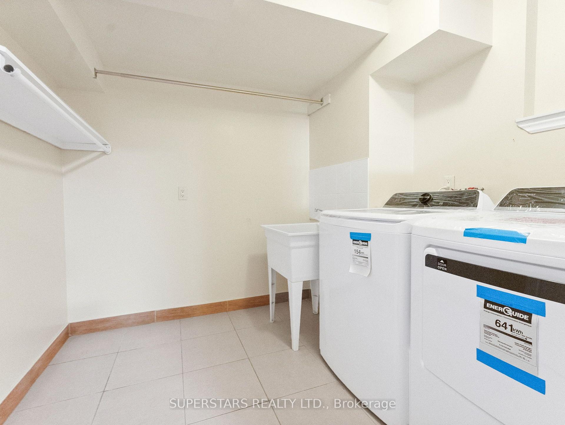 Photo 35 of 512 Bur Oak Avenue, Markham, Berczy — HOMEH