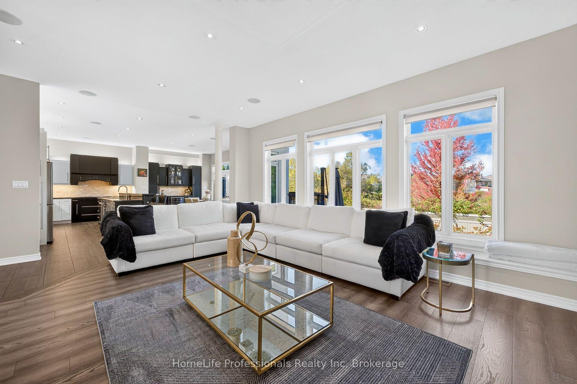 Photo 13 of 19 Berkshire Place, Hamilton, Meadowlands — HOMEH